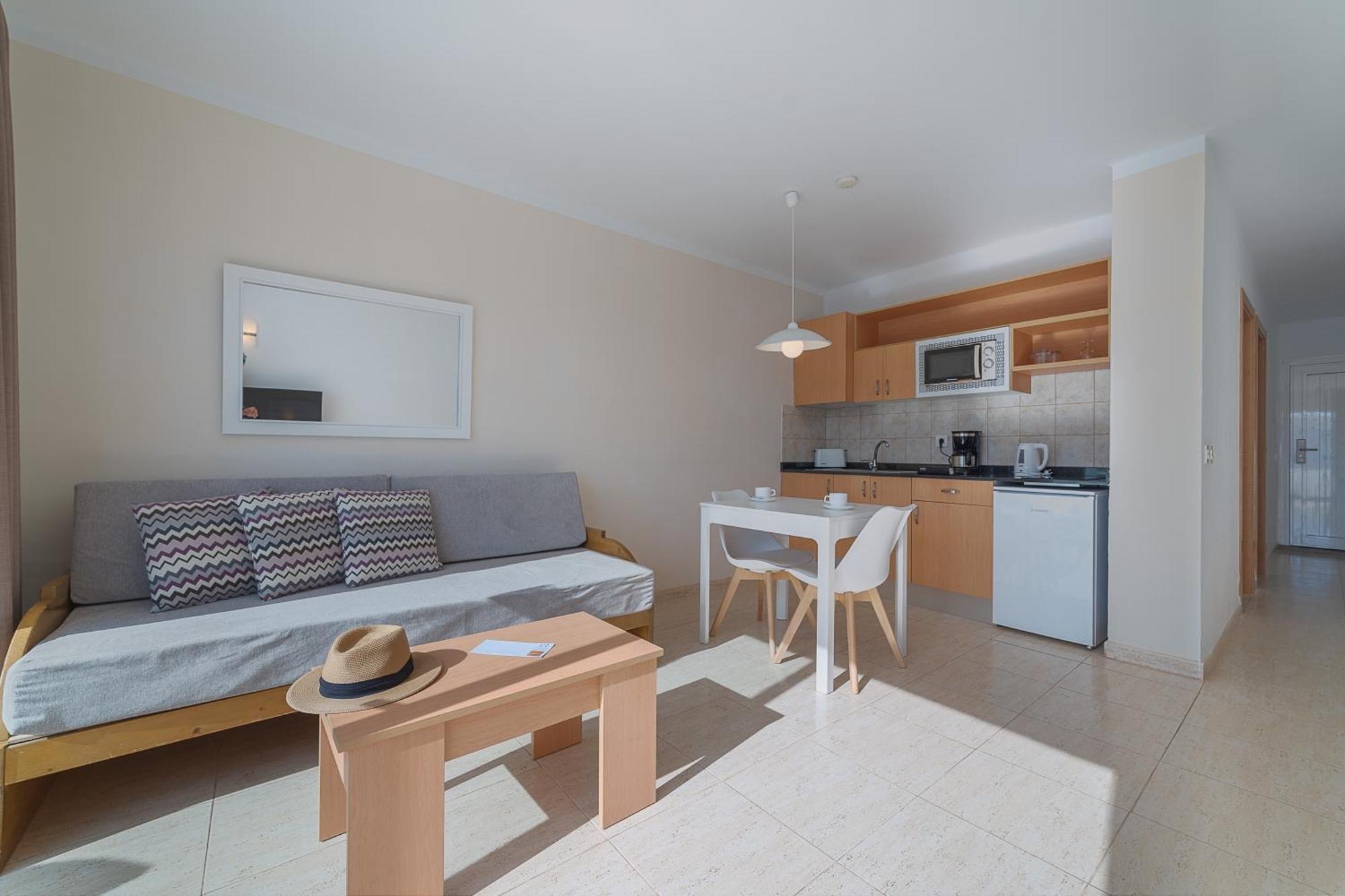 Siroco - Adults Only 18 Apartahotel