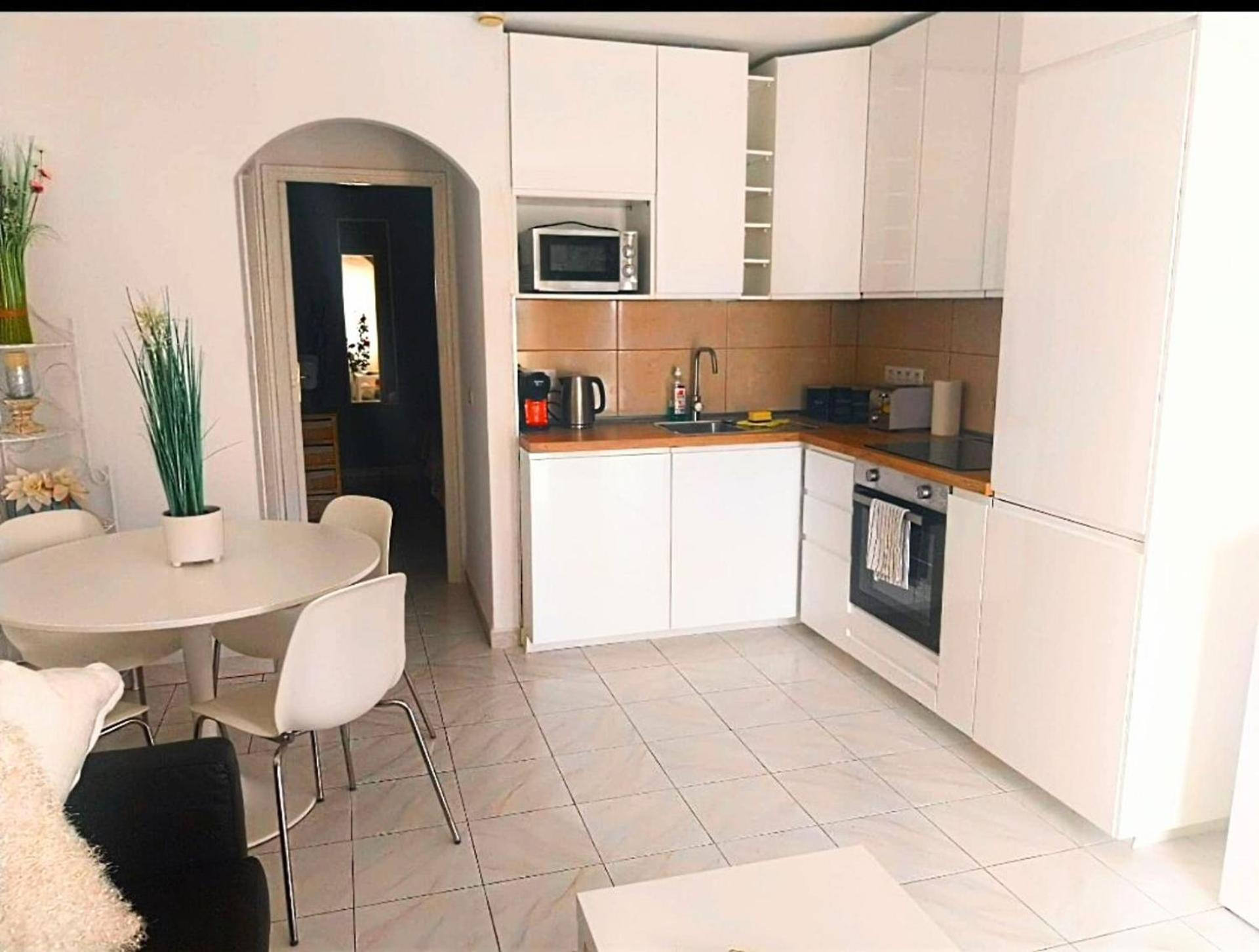 Beautiful Spacious 1-bed With Aircon * Puerto del Carmen (Lanzarote)