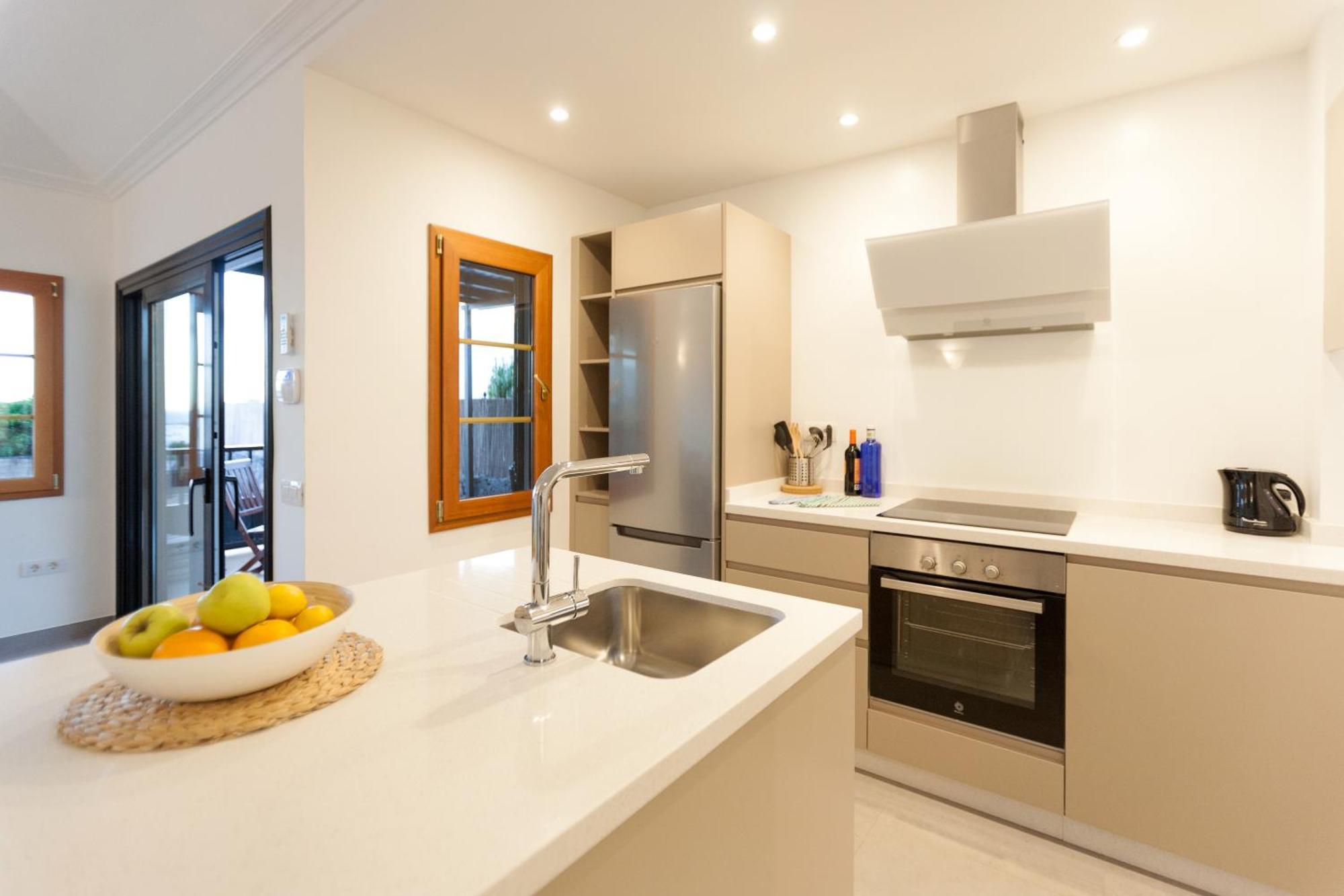 3 Bedroom Venus Jupiter And Neptune With Private Heated Pool Villa Puerto del Carmen (Lanzarote)