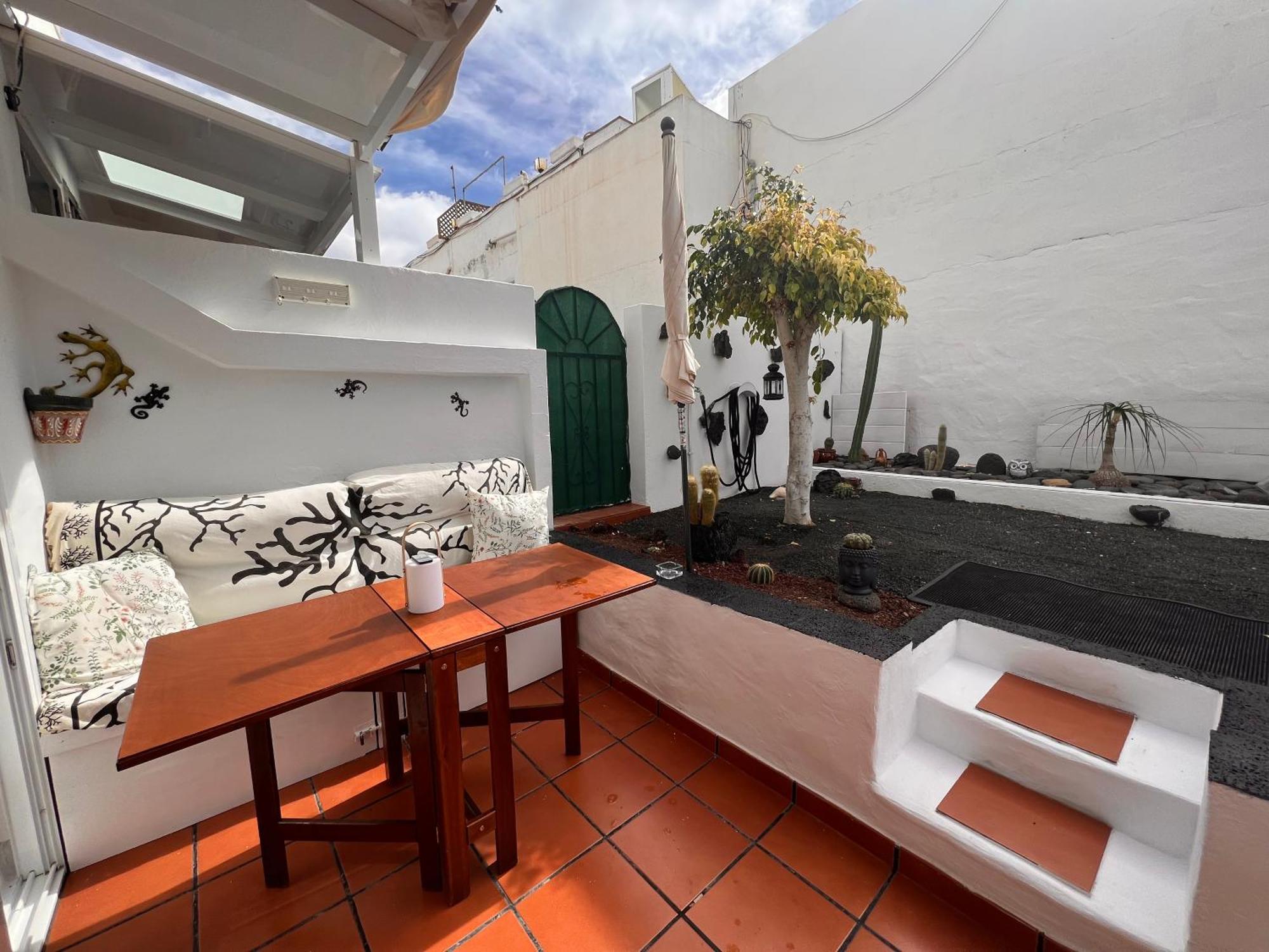 Budda House Puerto Del Carmen. Apartamento Tías