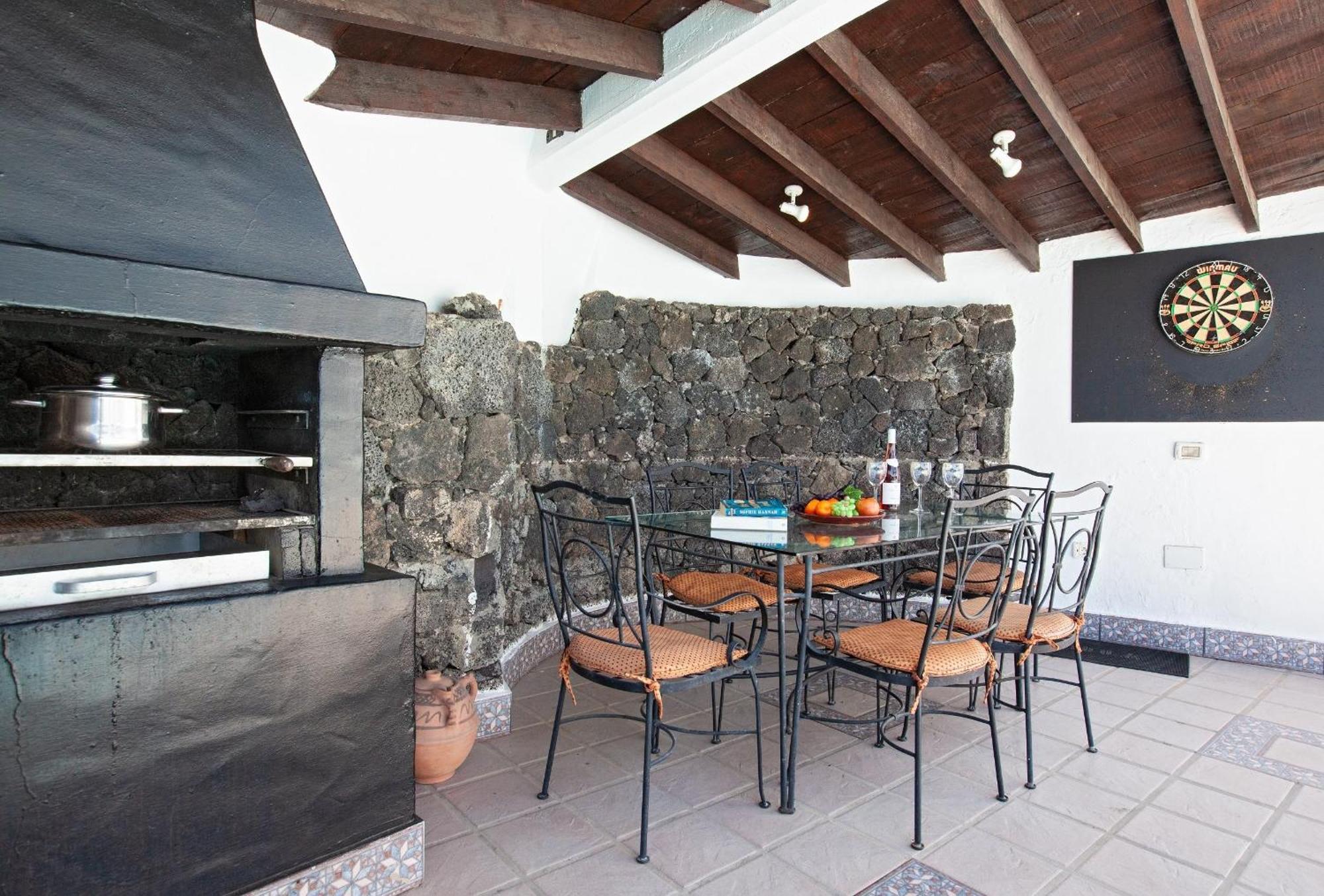 Villa Jessica Via Mare L1 *