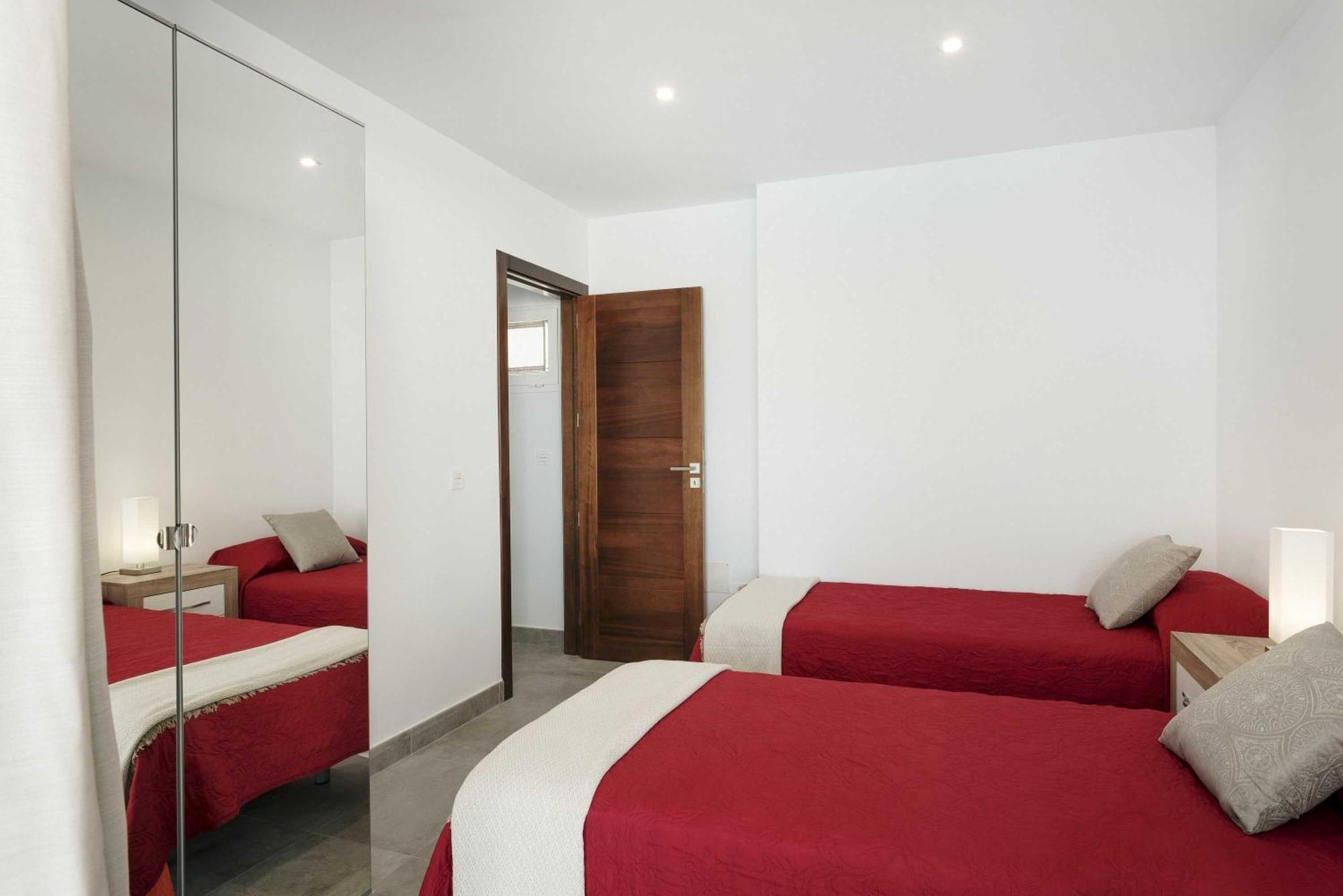 Villa Tendereteros - 4 Bedrooms Large Pool&hot Tub *