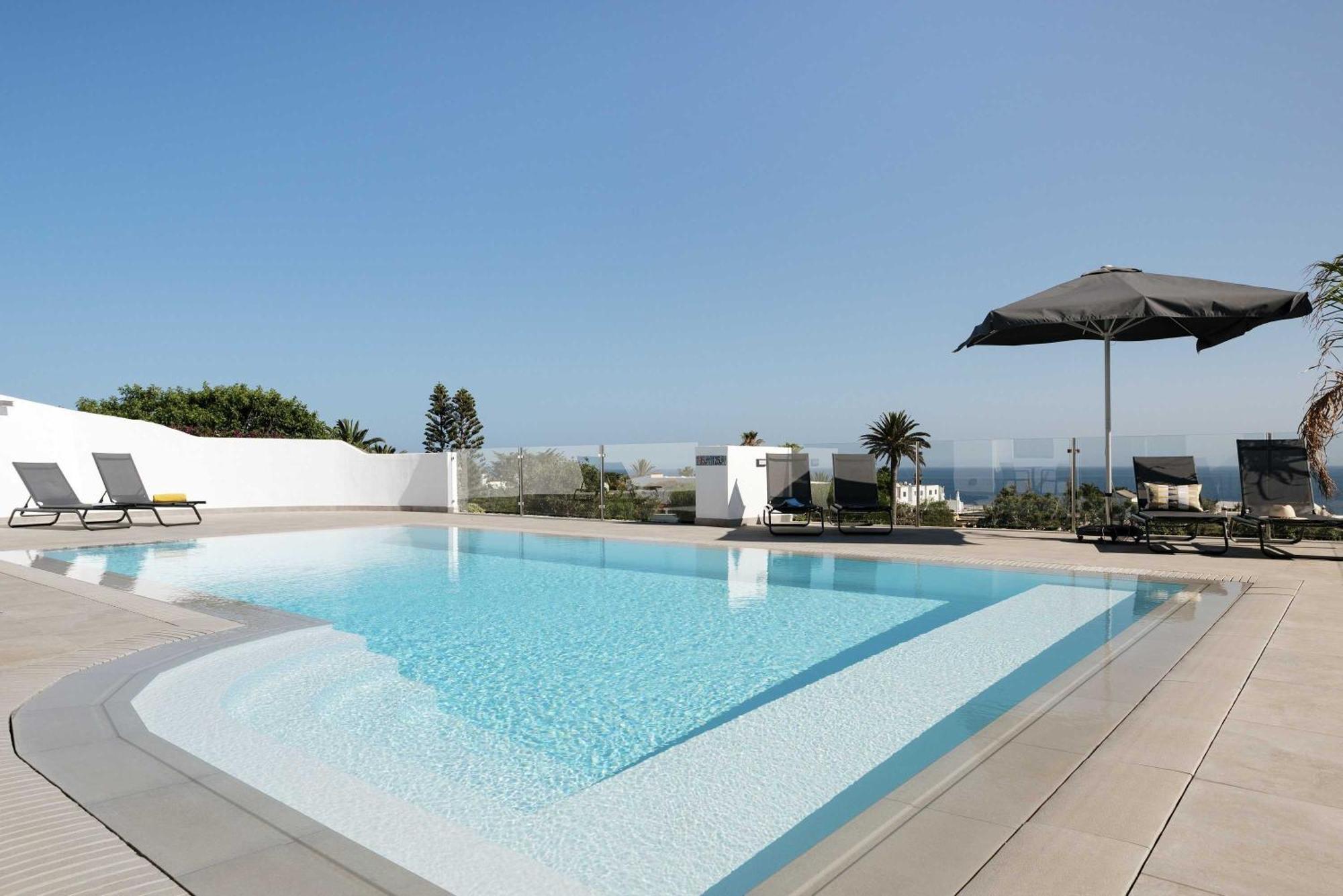 Tendereteros - 4 Bedrooms Large Pool&hot Tub
