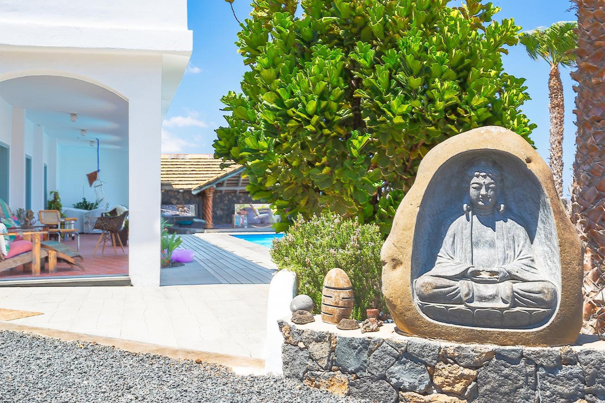 Palacio And Yurt - 2 Pools - Hot Tub - Fantastic Sea Views