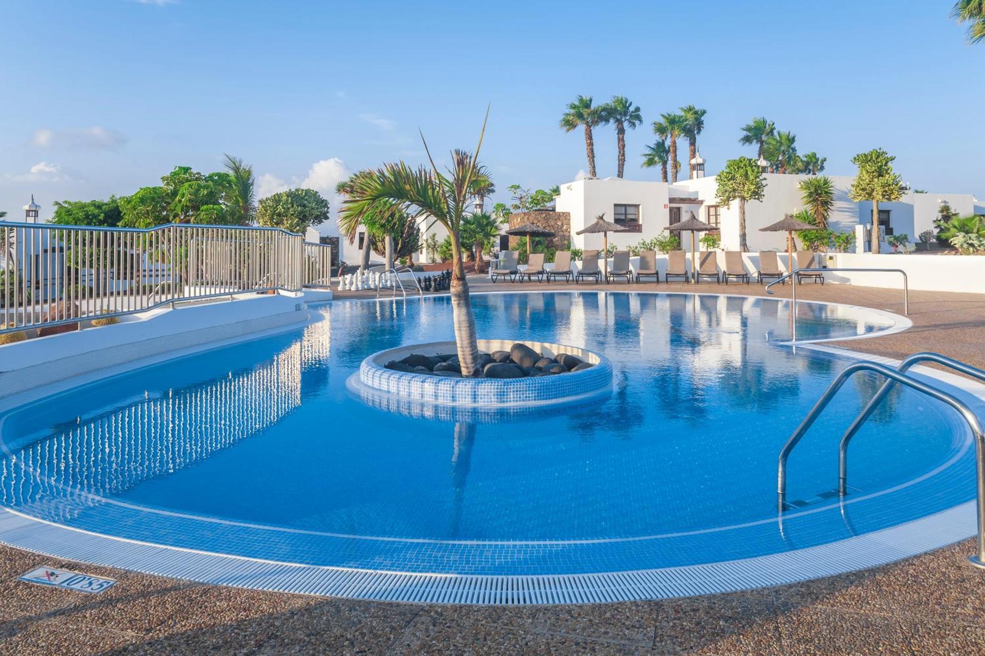 Jardines Del Sol Aparthotel 4*