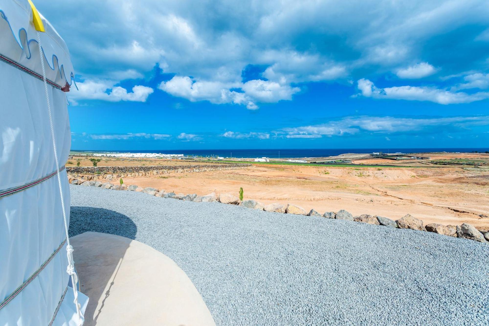 Palacio And Yurt - 2 Pools - Hot Tub - Fantastic Sea Views Villa