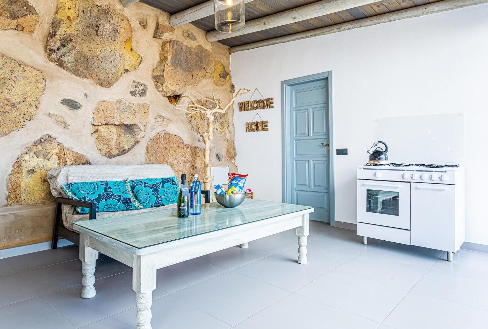 Palacio And Yurt - 2 Pools - Hot Tub - Fantastic Sea Views