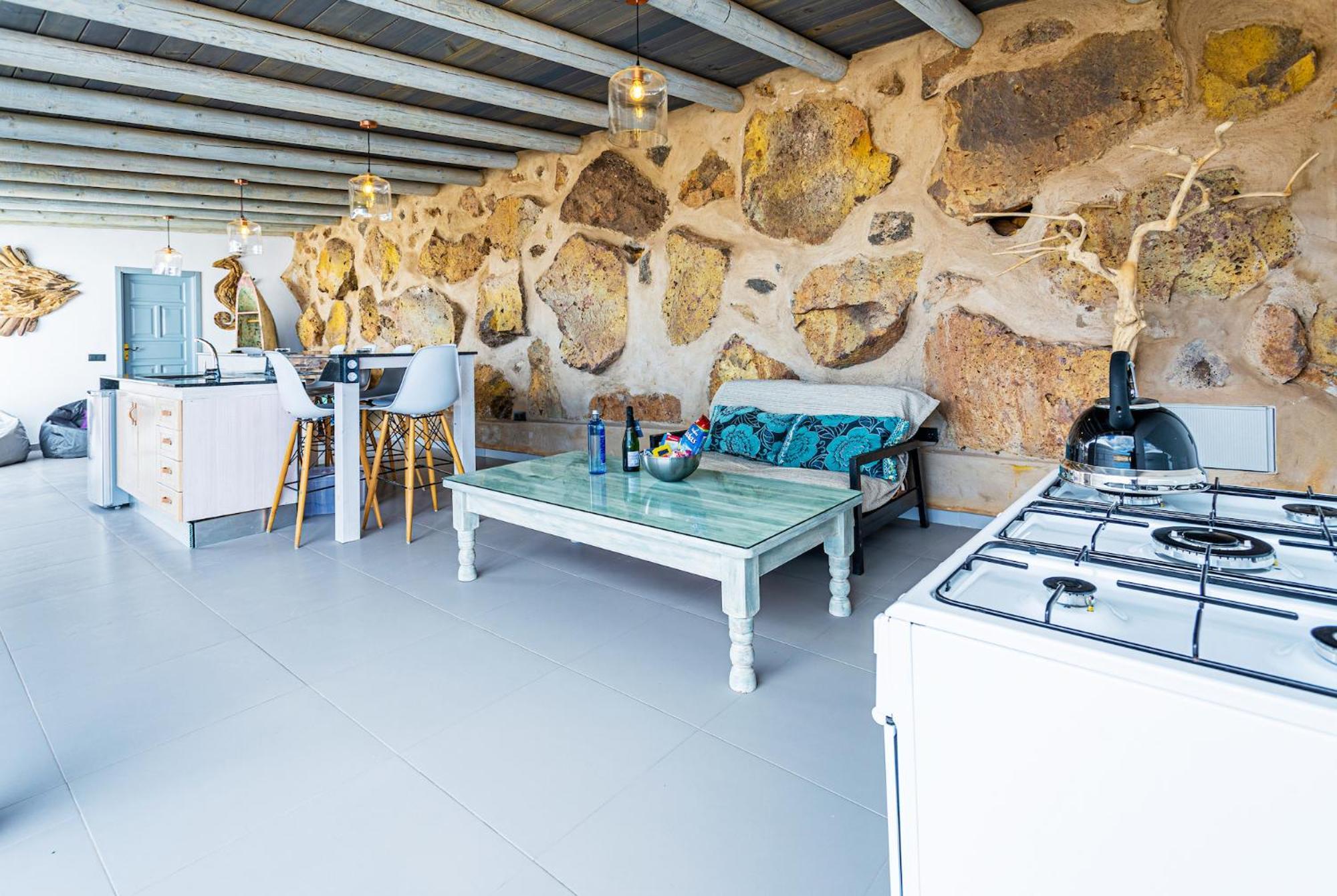 Palacio And Yurt - 2 Pools - Hot Tub - Fantastic Sea Views Villa