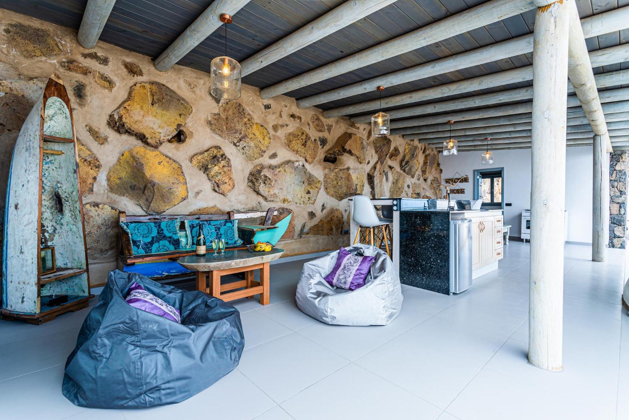 Villa Palacio And Yurt - 2 Pools - Hot Tub - Fantastic Sea Views