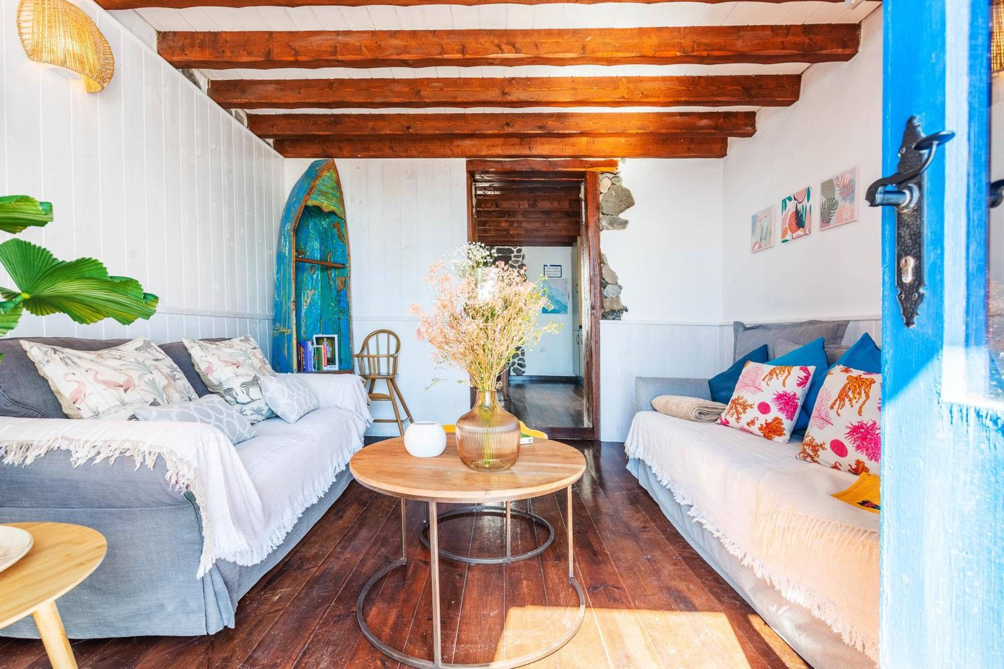 Eco Fisherman's Seafront - Fantastic Views - Private Courtyard Сasa de vacaciones