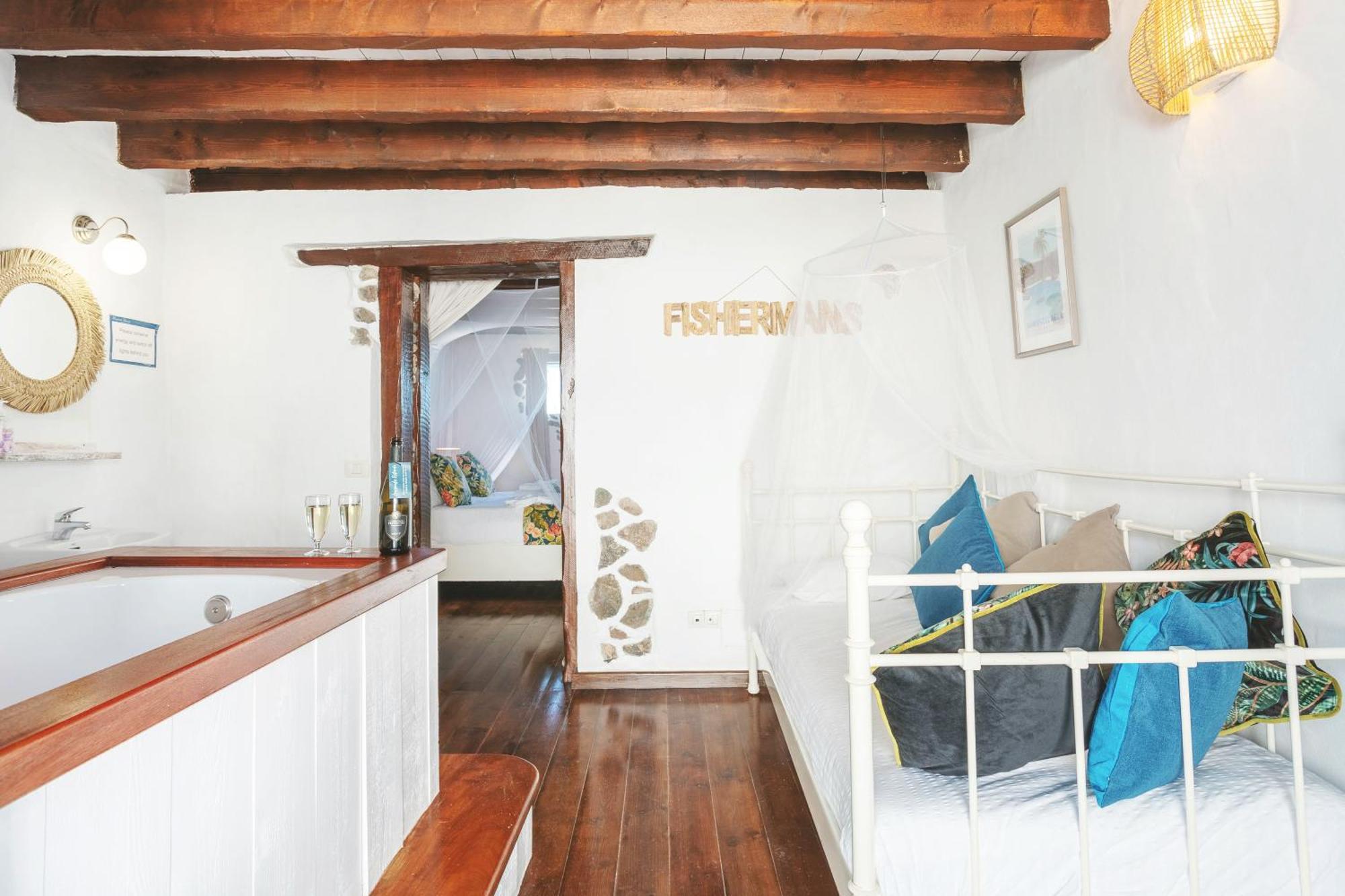Eco Fisherman's Seafront - Fantastic Views - Private Courtyard Сasa de vacaciones