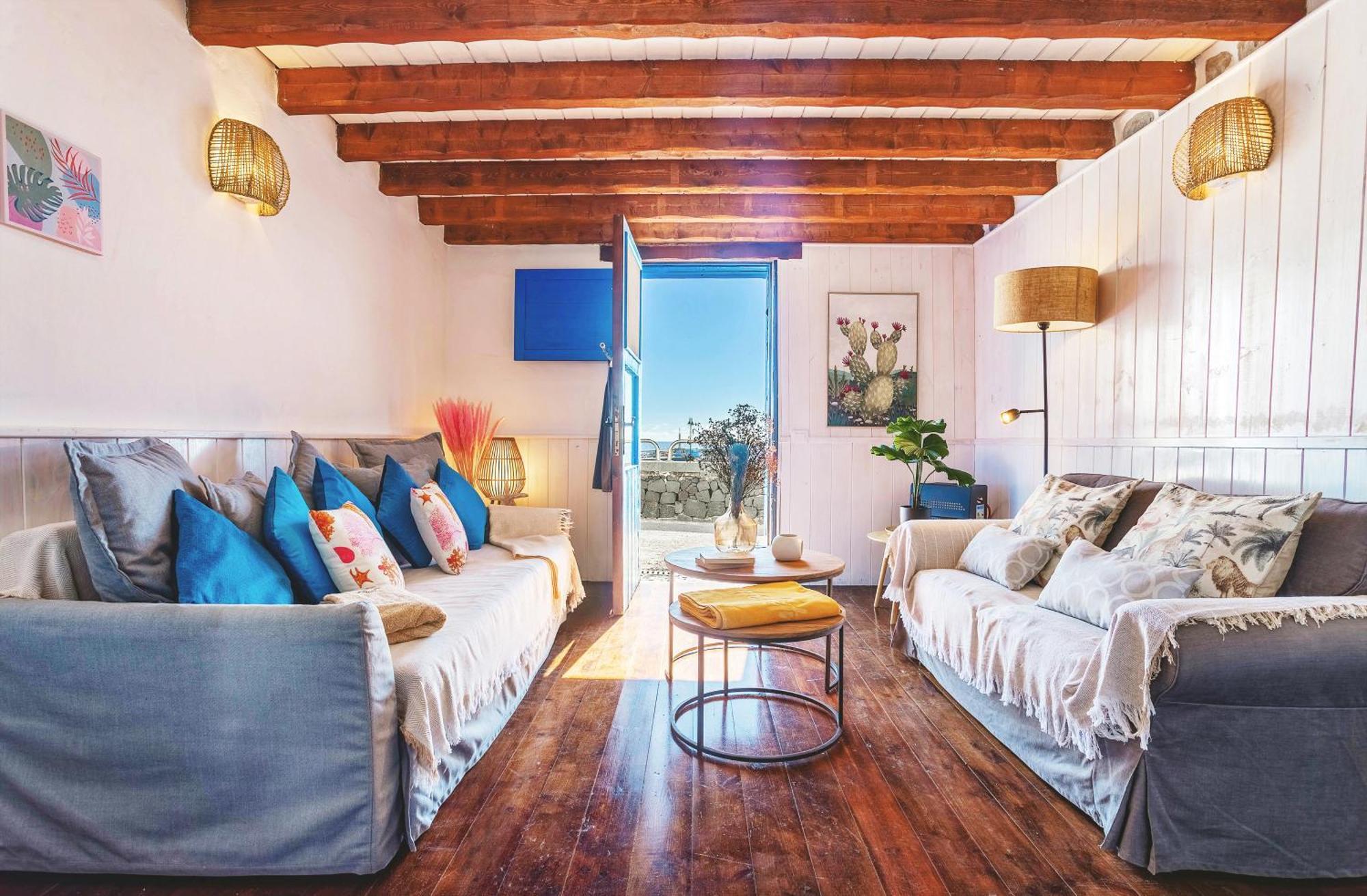 Eco Fisherman's Seafront - Fantastic Views - Private Courtyard Arrieta (Lanzarote)