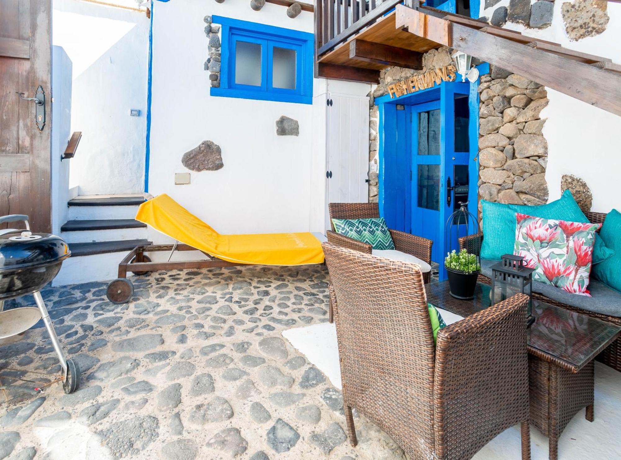 Eco Fisherman's Seafront - Fantastic Views - Private Courtyard * Arrieta (Lanzarote)