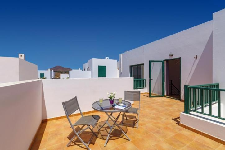 Spacious Private & Private Heated Pool - Sunshine Villa