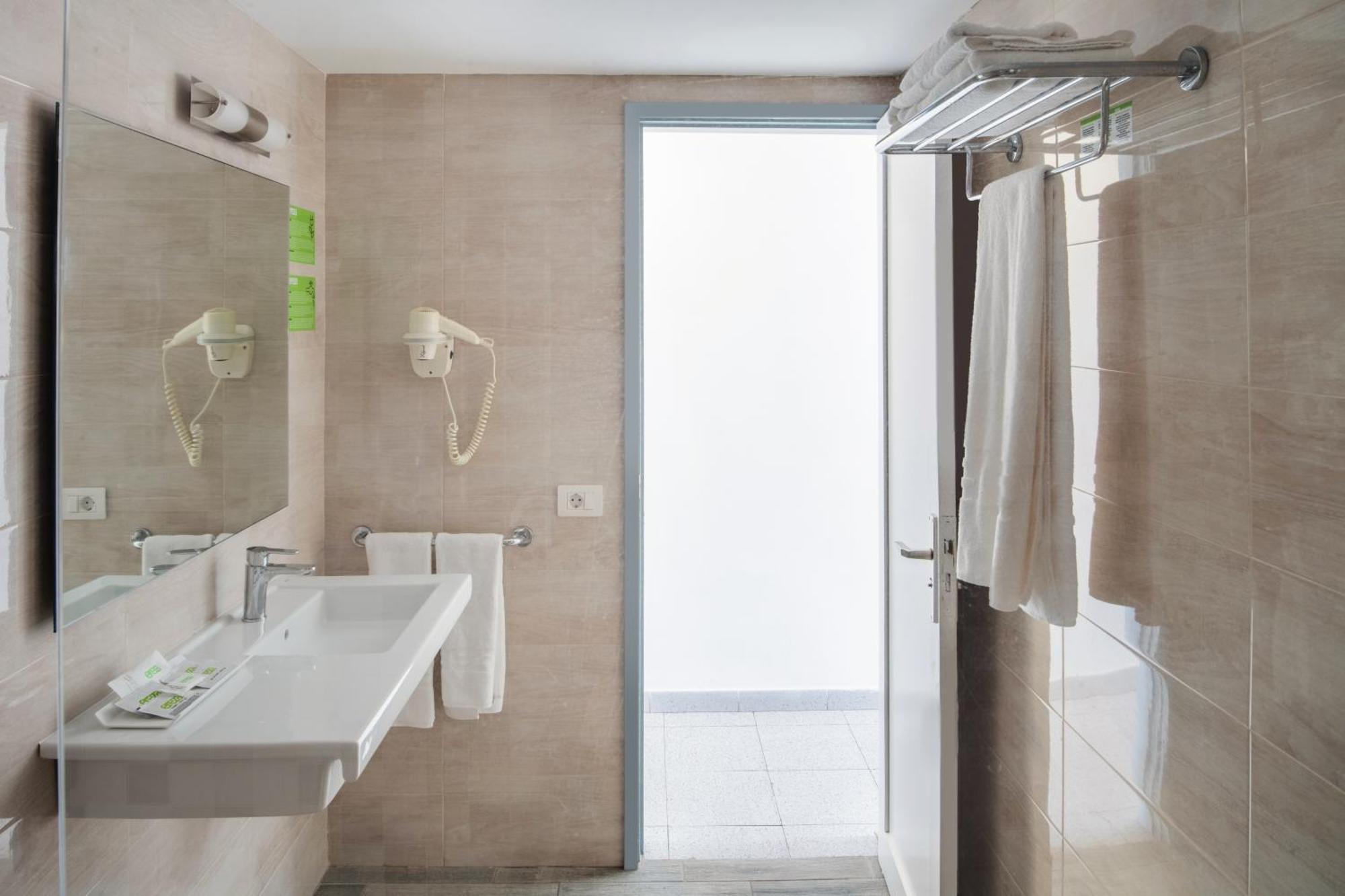 Apartamento Ereza Hibiscos Puerto del Carmen (Lanzarote)