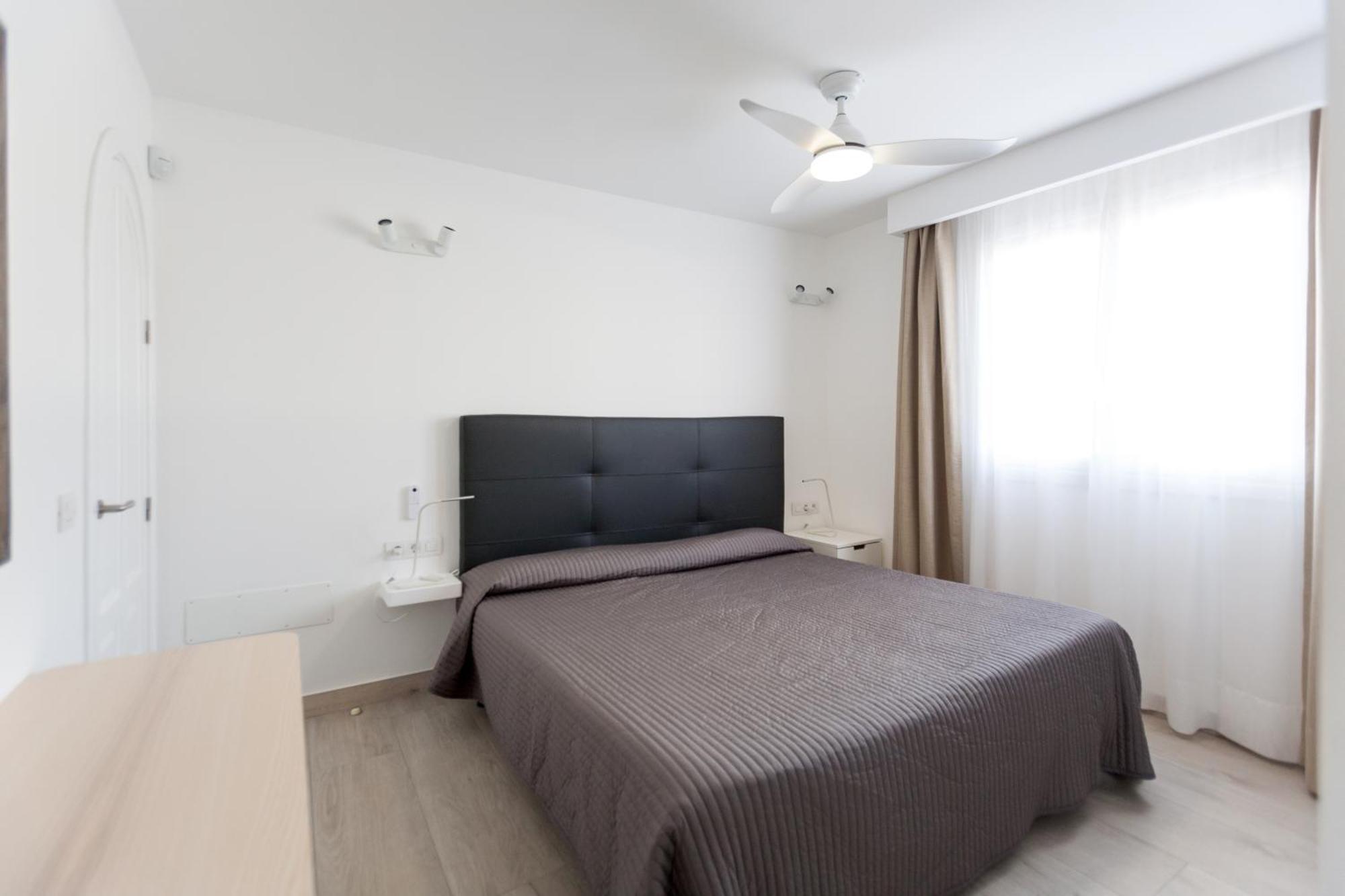 4 Bedroom Mimi With Private Heated Pool Villa Puerto del Carmen (Lanzarote)