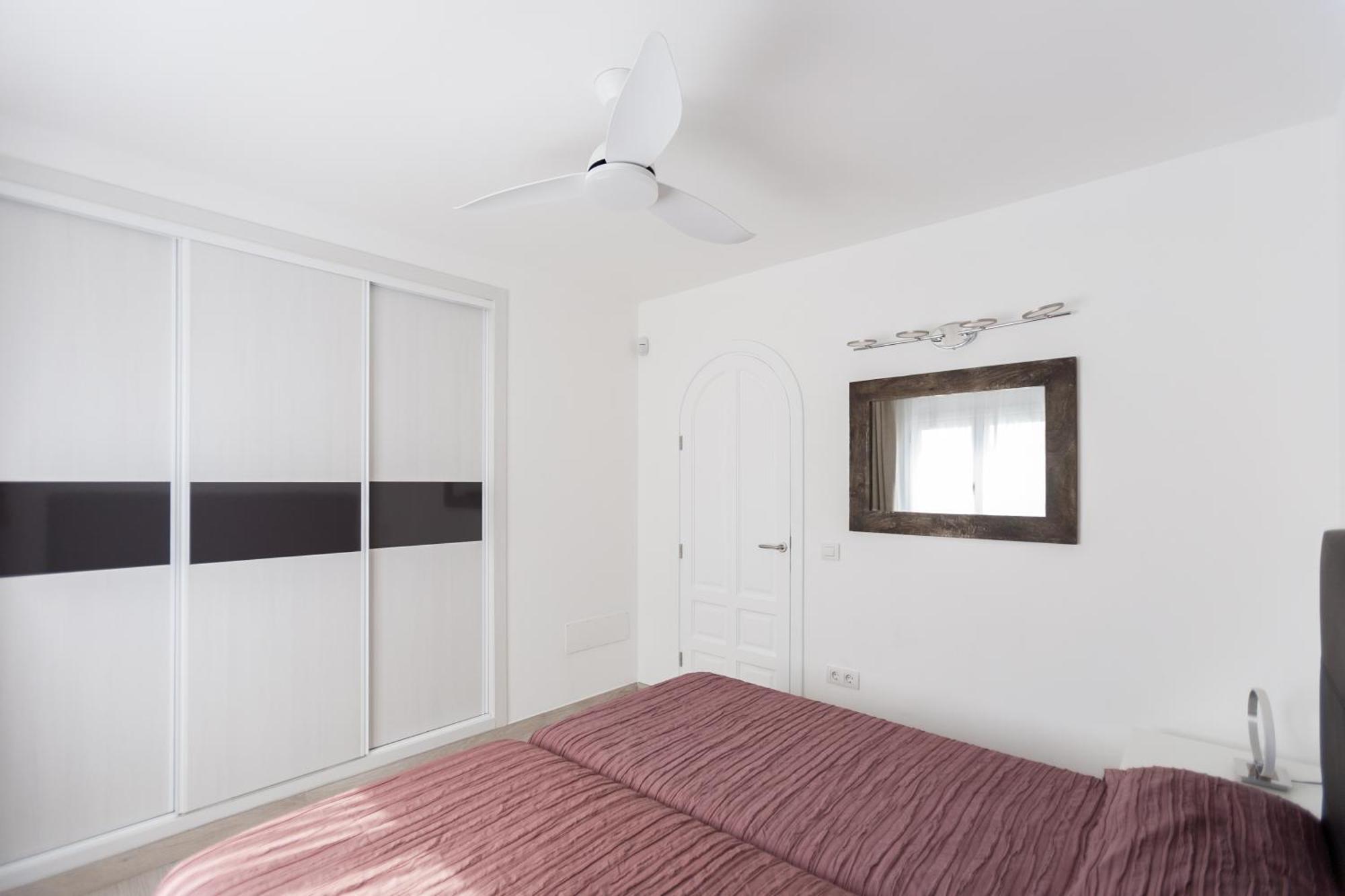 Villa 4 Bedroom Mimi With Private Heated Pool
