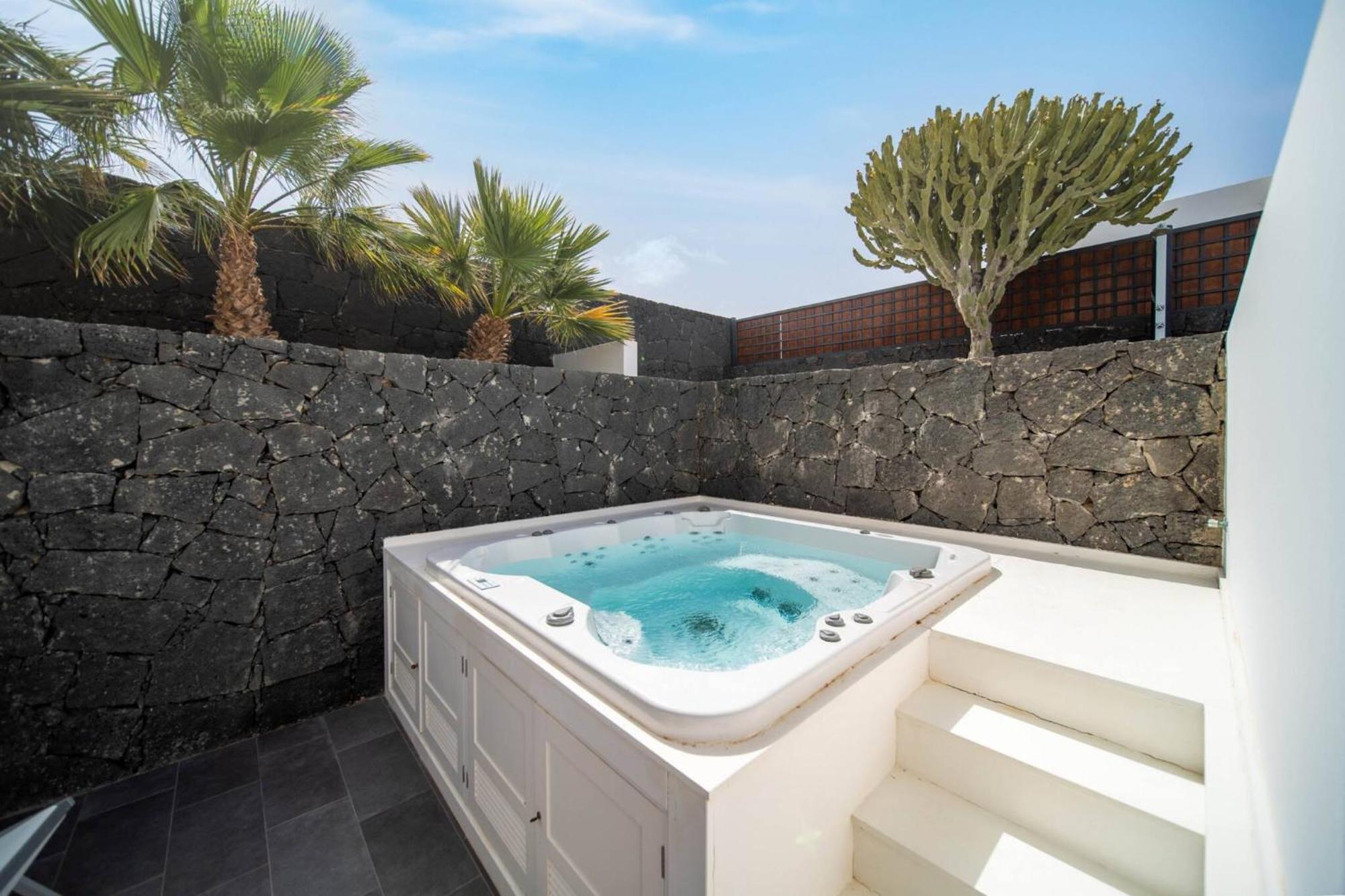 Blasco By Alondra Collection Puerto Calero