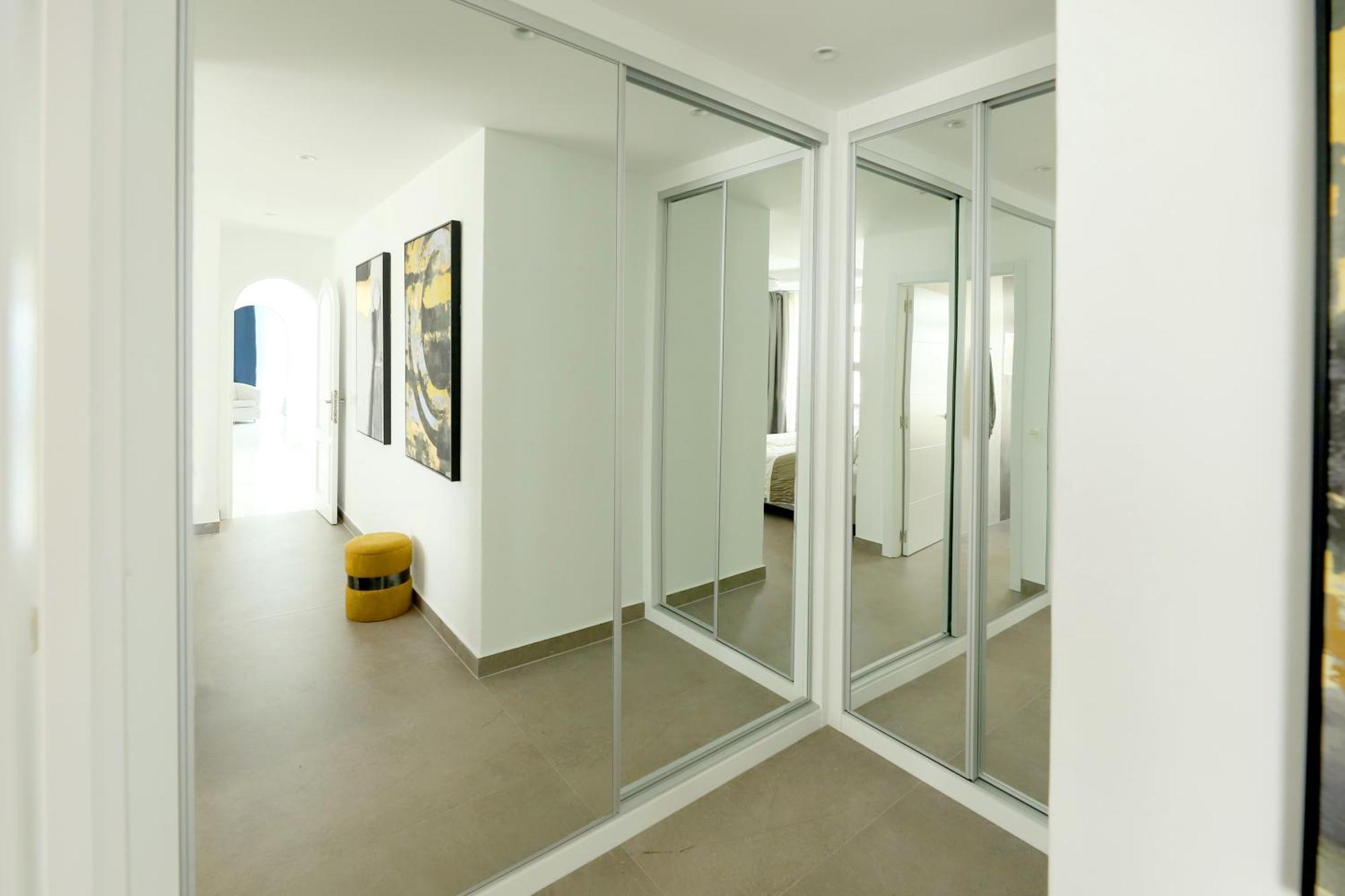 Luxury Puerto Del Carmen 4 Bedrooms La Perla Modern Furnishings Stunning Sea Views Villa *