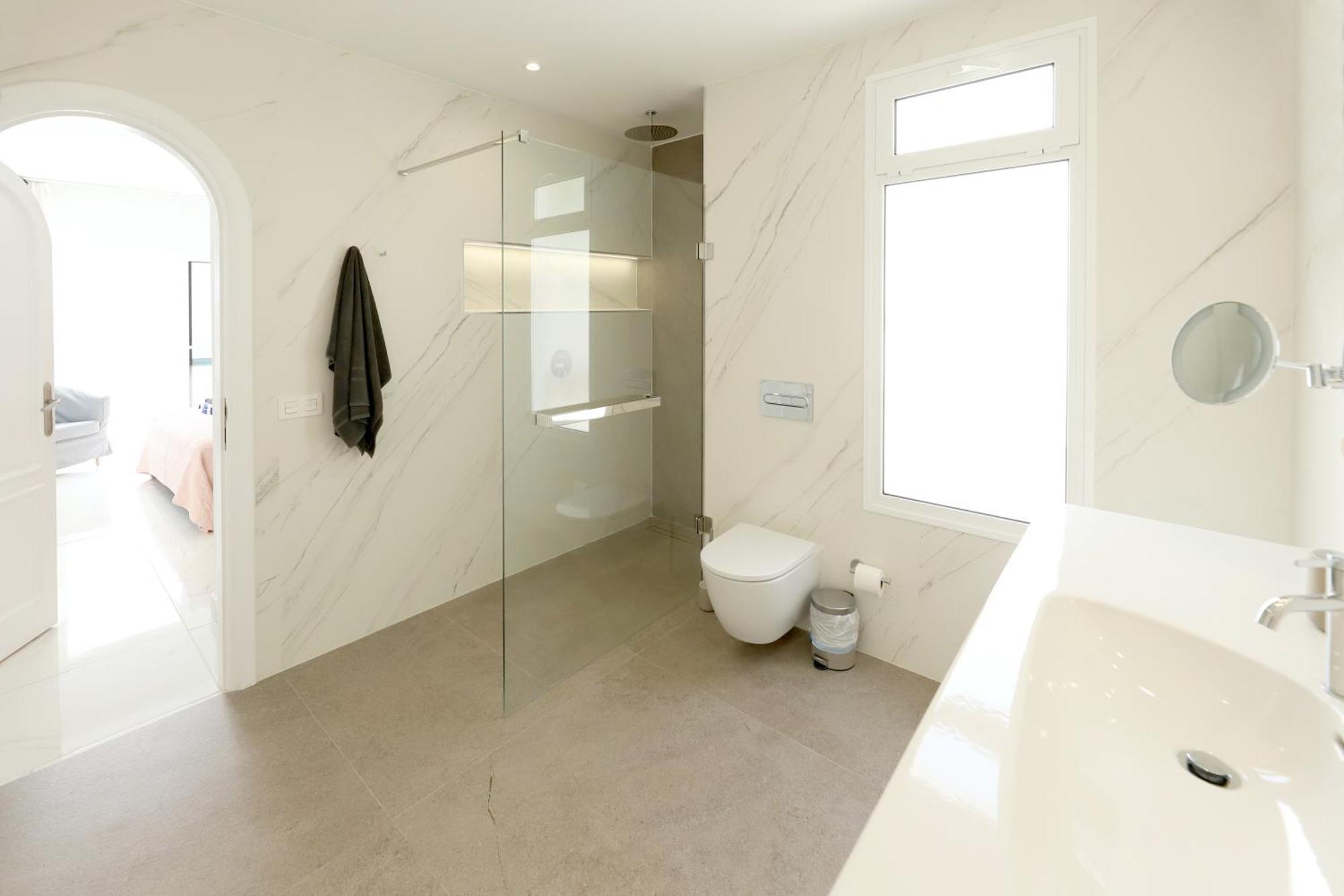 Luxury Puerto Del Carmen 4 Bedrooms La Perla Modern Furnishings Stunning Sea Views * Tías