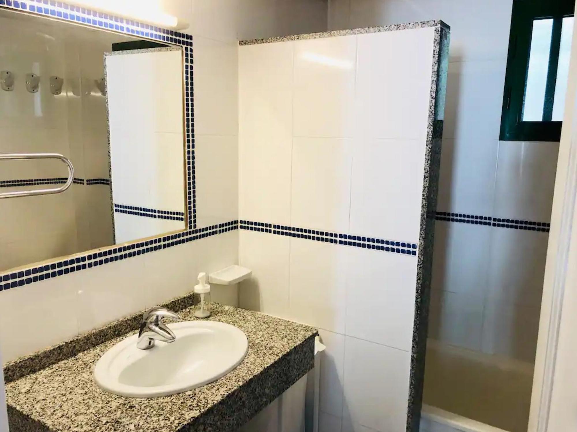 Florencia, With Pool & Wifi In Puerto Del Carmen Lanzarote Island
