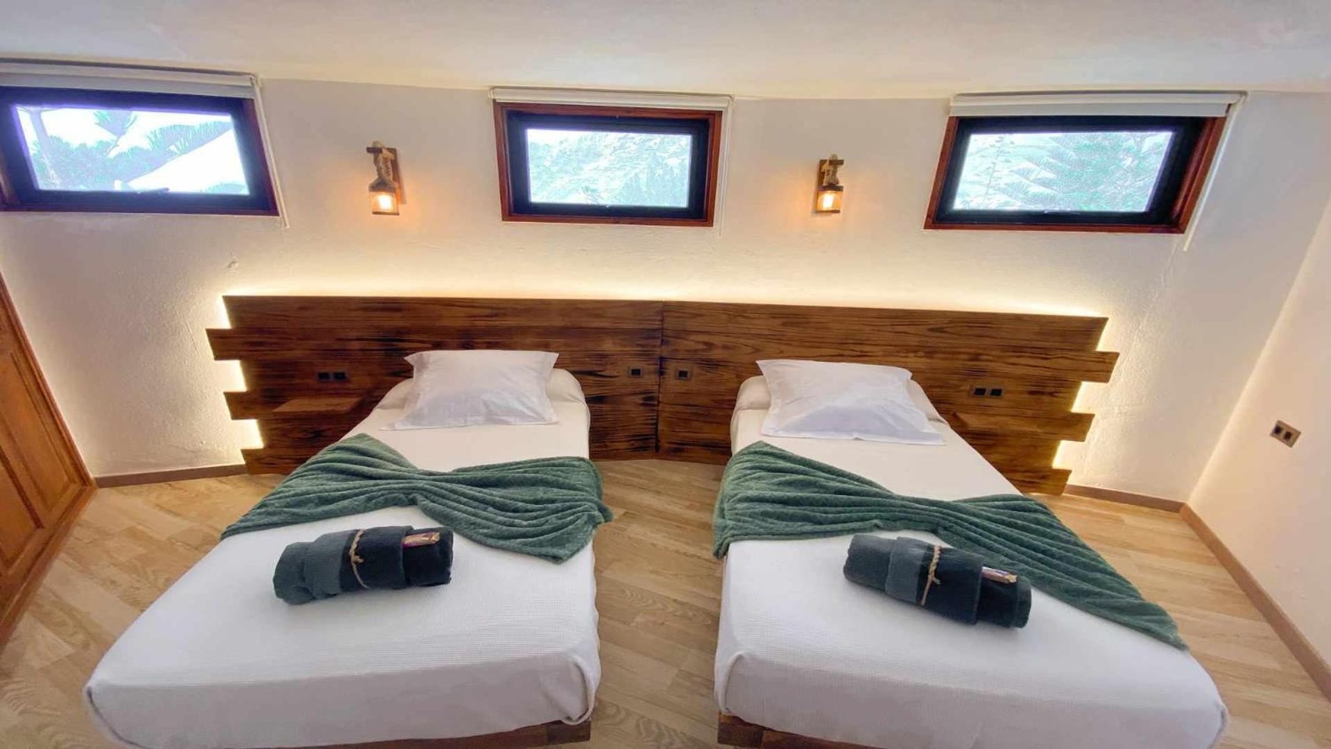 Villa Allende Con Piscina Privada Y Ac