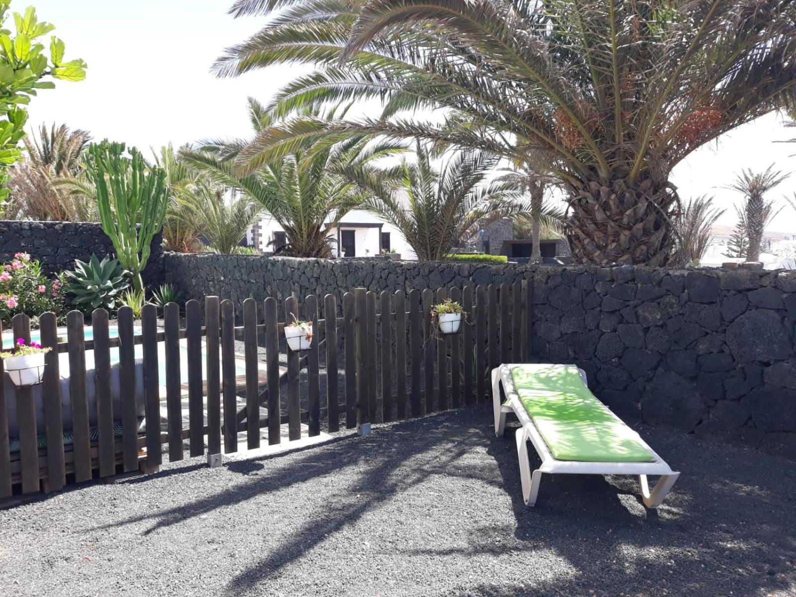 Calma, Ideal Familias Y Grupos * Teguise (Lanzarote)