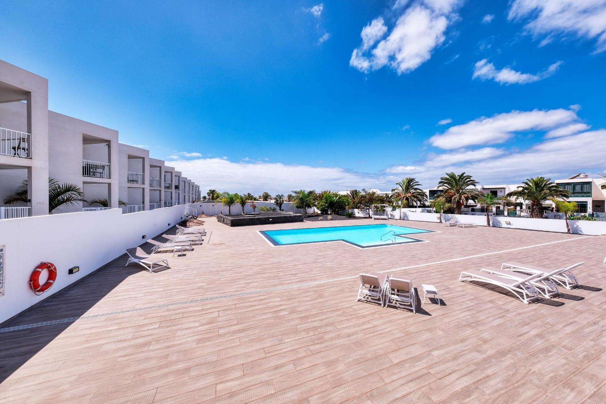 Sun Glow Senator-pool View Holiday home Costa Teguise