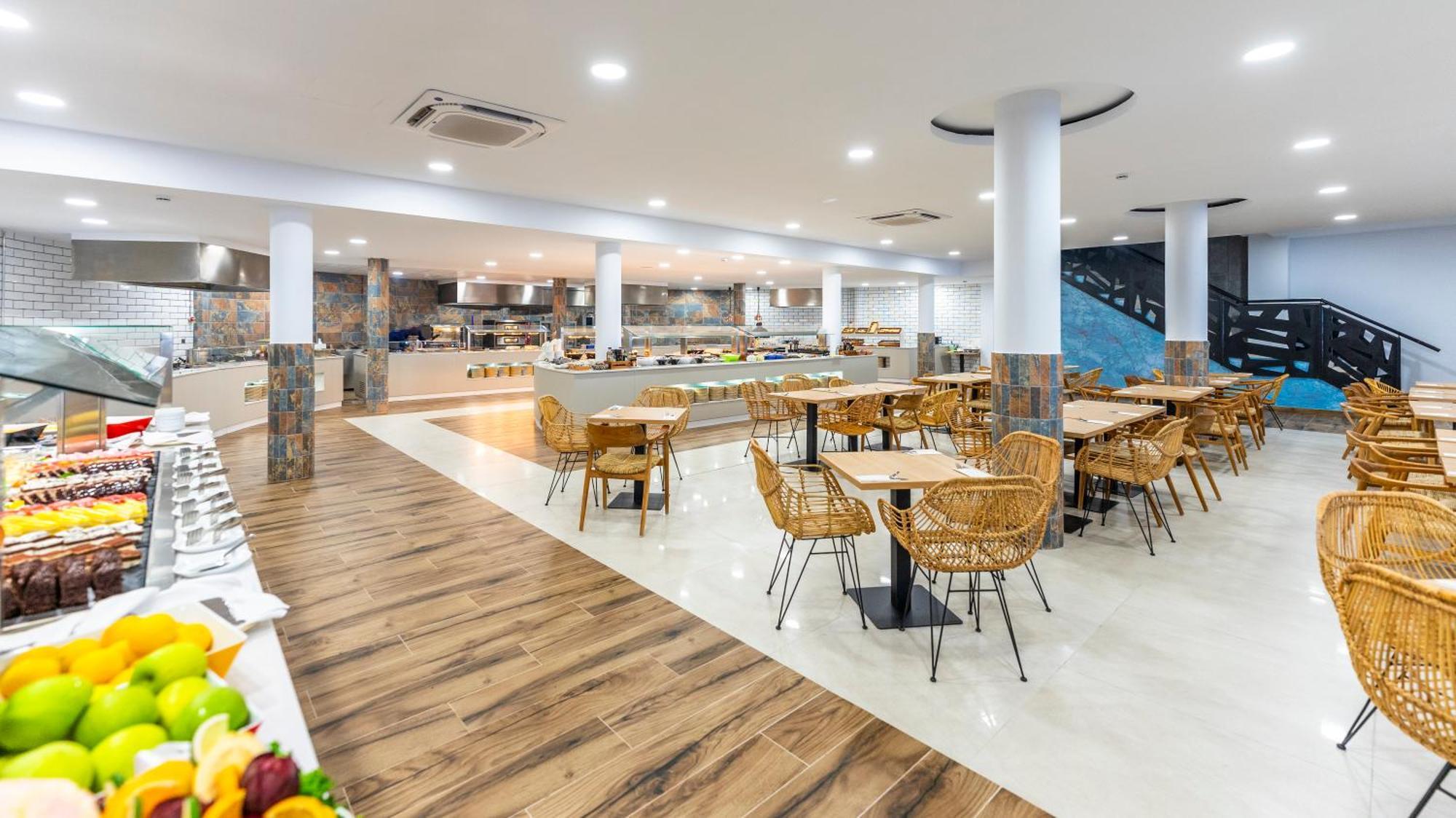 Hotel Bakour Lanzarote Splash 4*