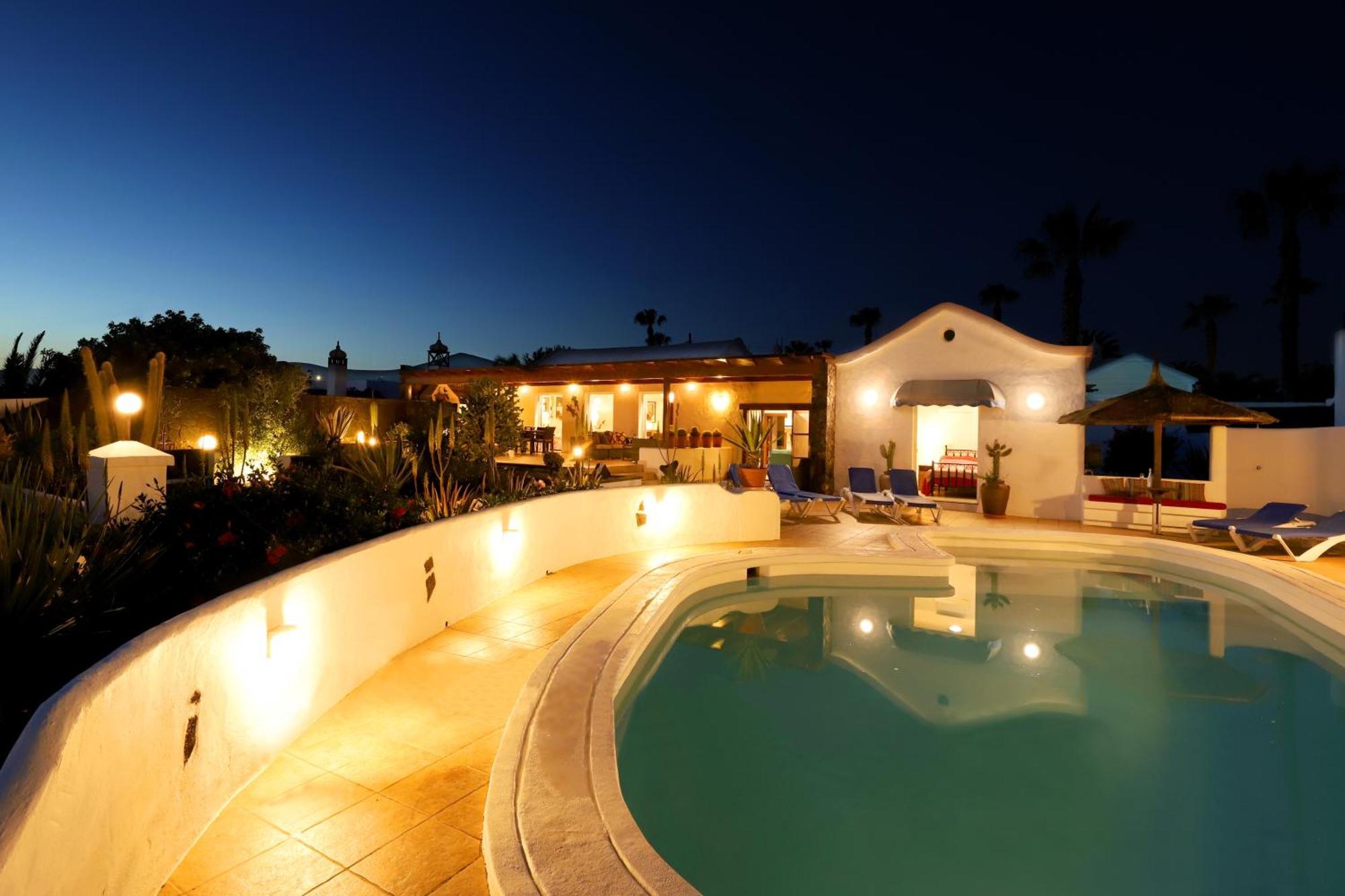 Brilliant Puerto Del Carmen Dos Piedras 4 Bedrooms Private Pool Rustic Styled Interior Villa