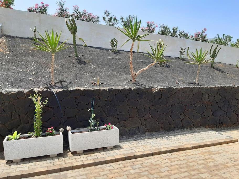 Nitho - Heated Pool, Panoramic View, Privacy Villa