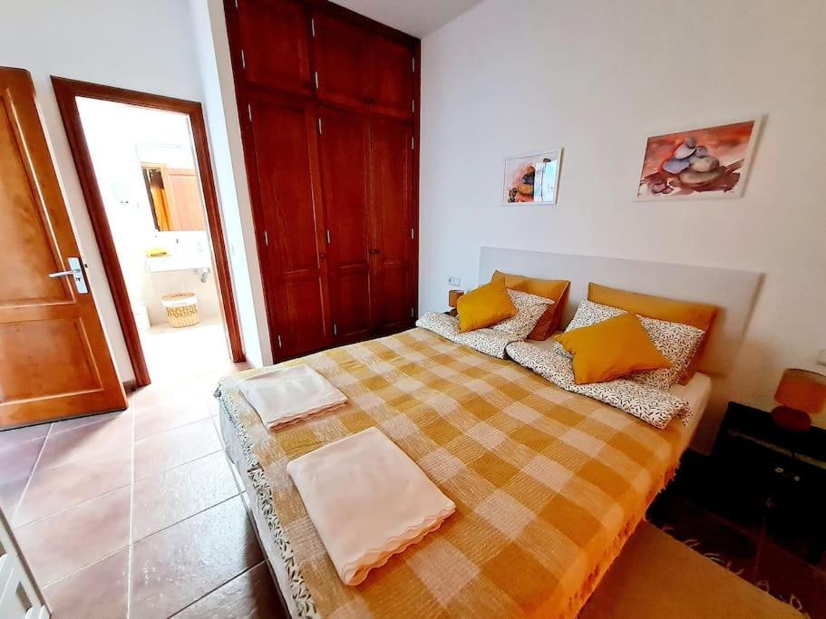 Nitho - Heated Pool, Panoramic View, Privacy Villa *