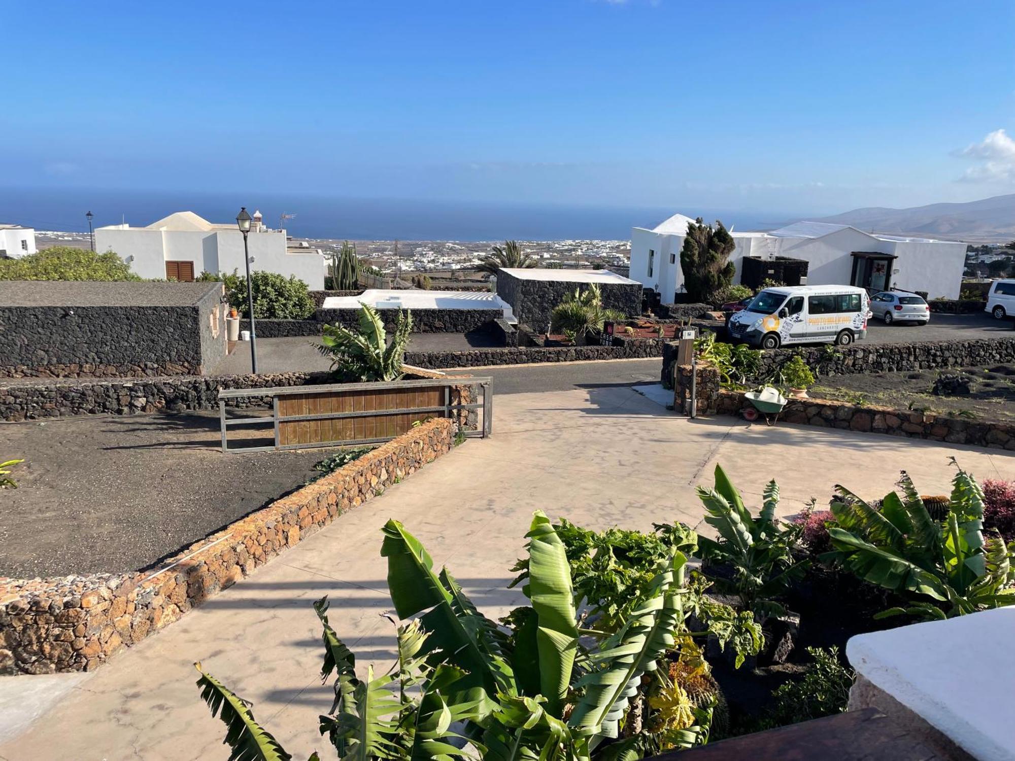 Canto Rojo, La Asomada Con Vistas A Lobos * La Asomada (Lanzarote)