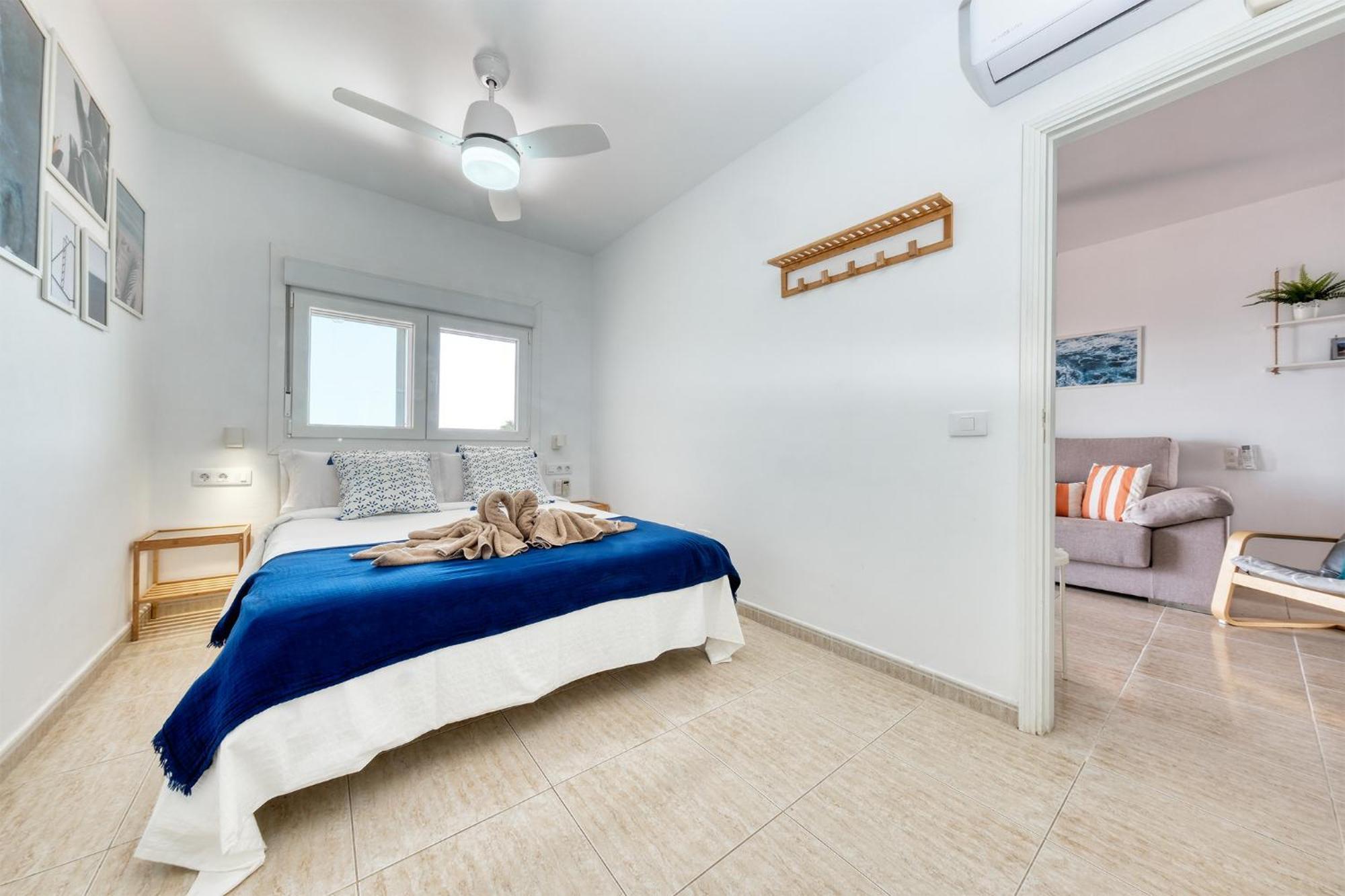 Casa Rame Beachfront, Amazing Seaview, Air-con