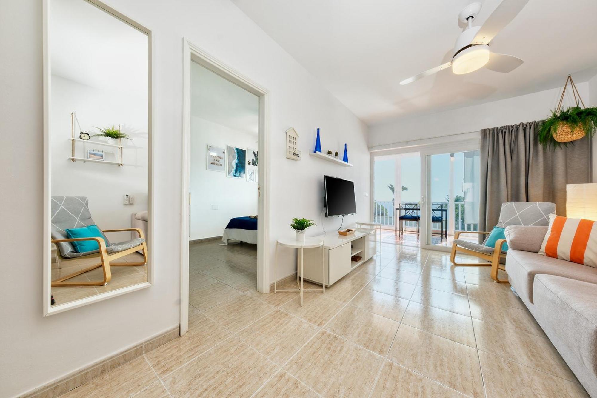 Casa Rame Beachfront, Amazing Seaview, Air-con *