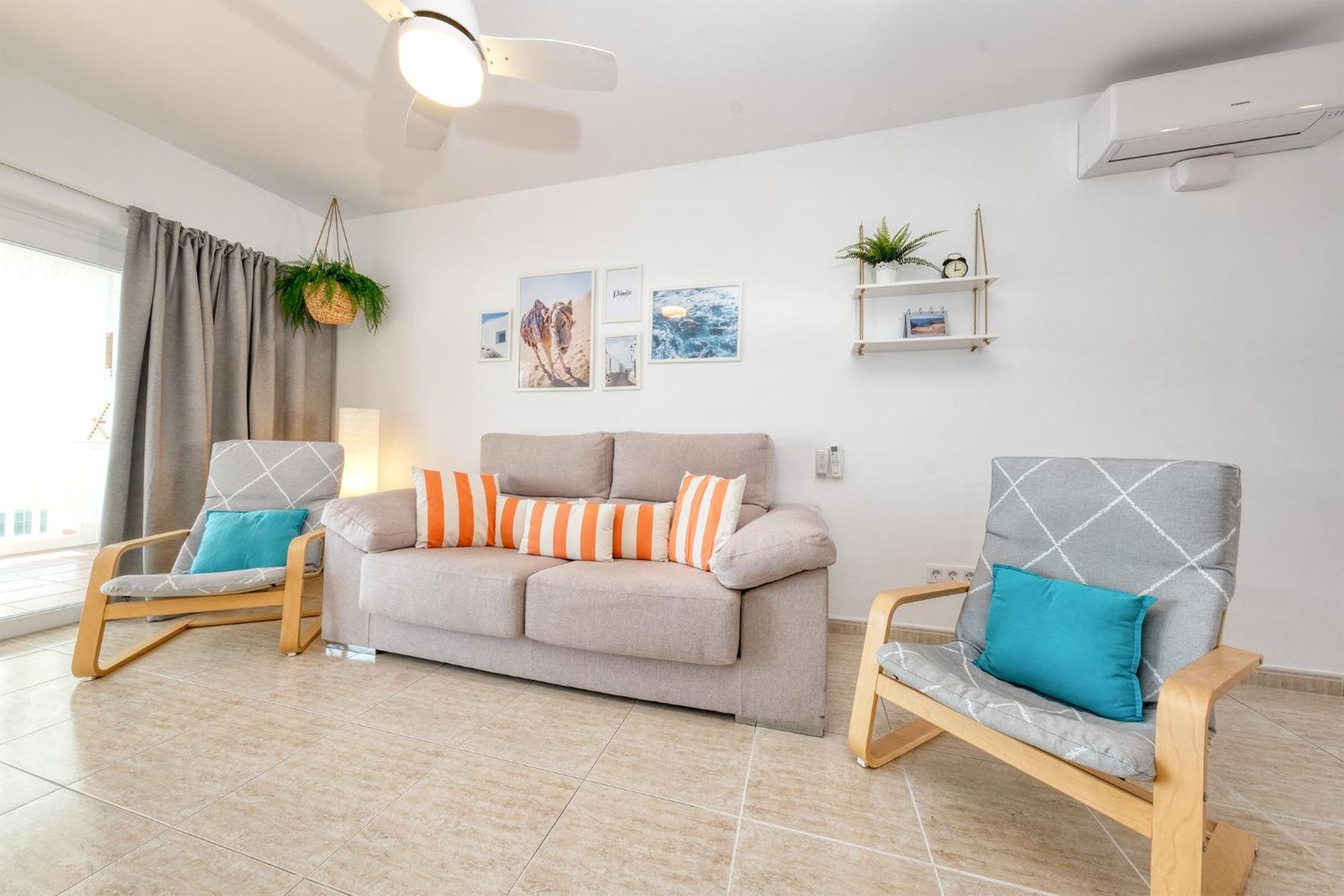 Casa Rame Beachfront, Amazing Seaview, Air-con