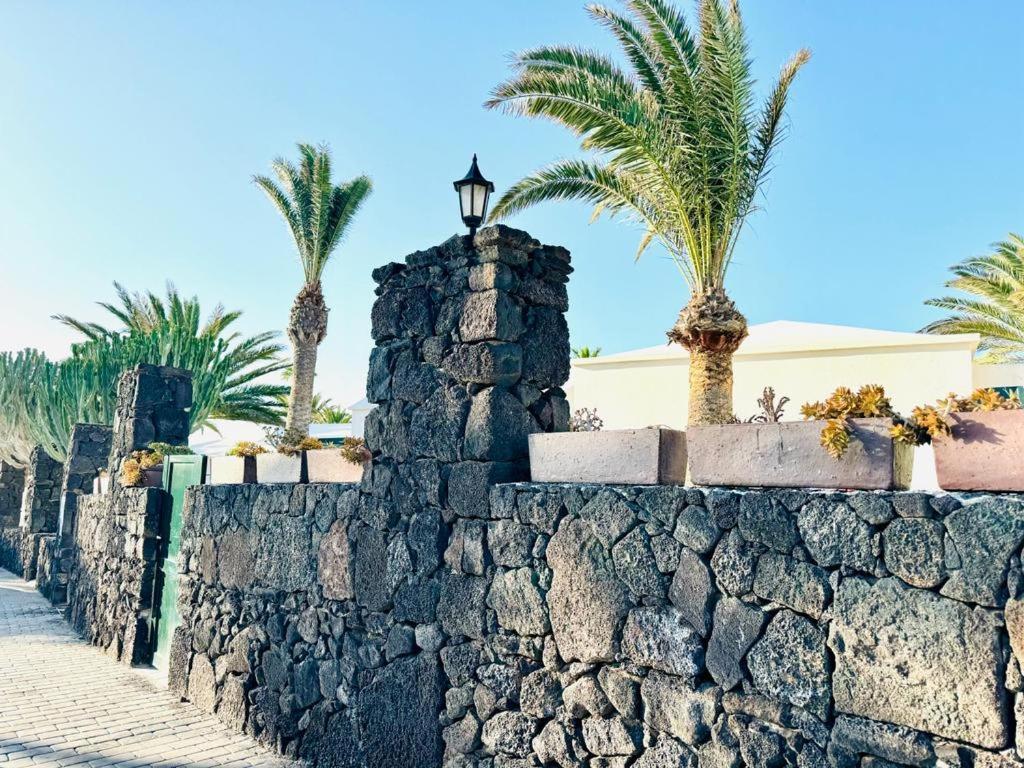 Сasa de vacaciones Luxury Playa Roca Costa Teguise