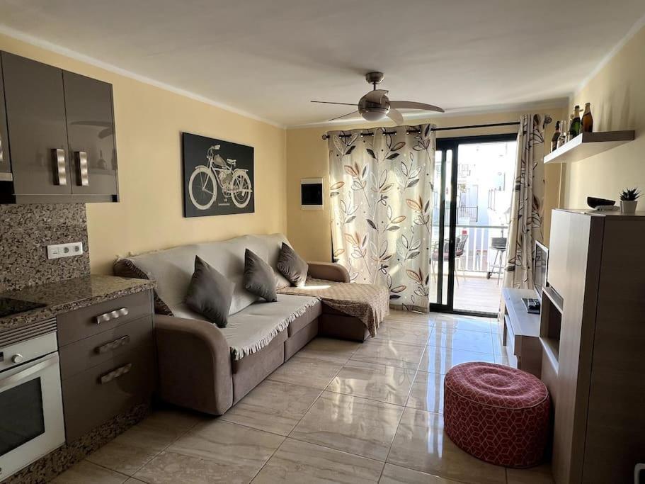 Casa Logan, 1 Bedroom With Communal Pool