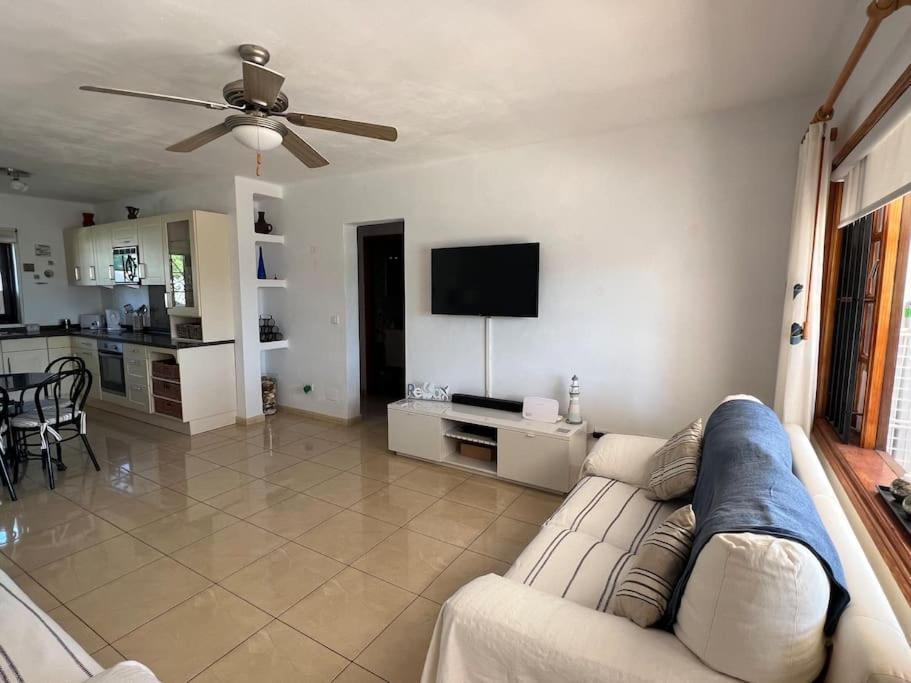 Apartamento Casa Mo, 2 Bedroom Close To The Puerto del Carmen (Lanzarote)