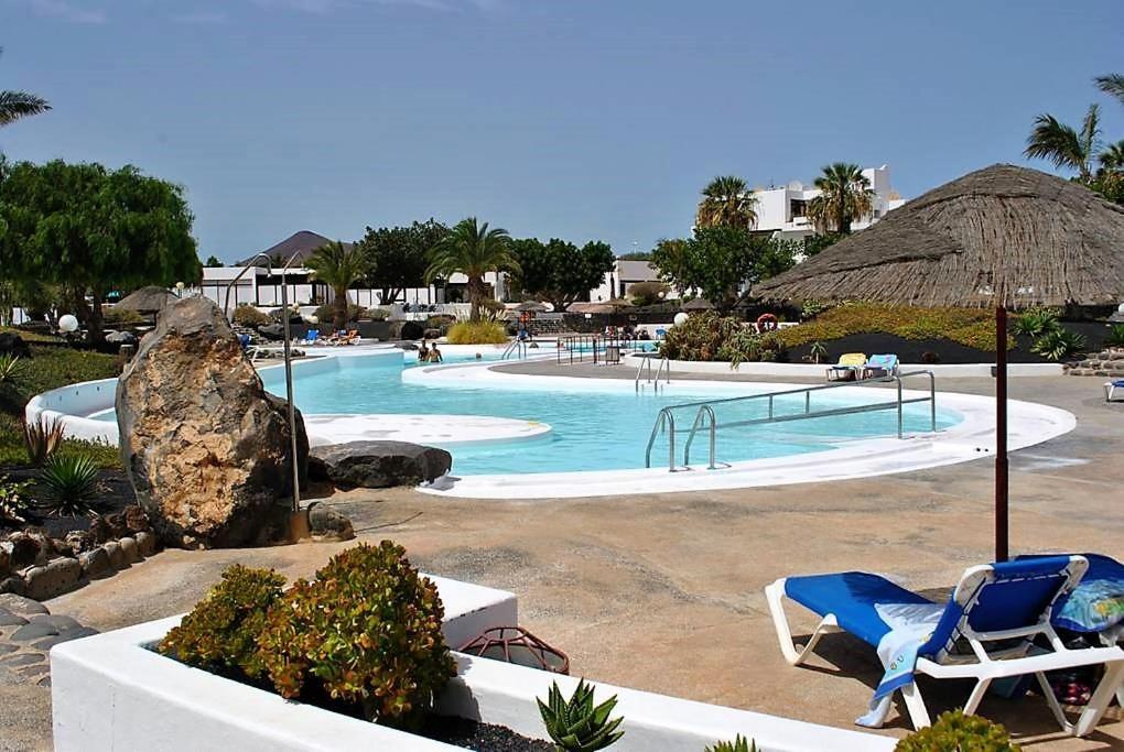 Maria B Costa Teguise