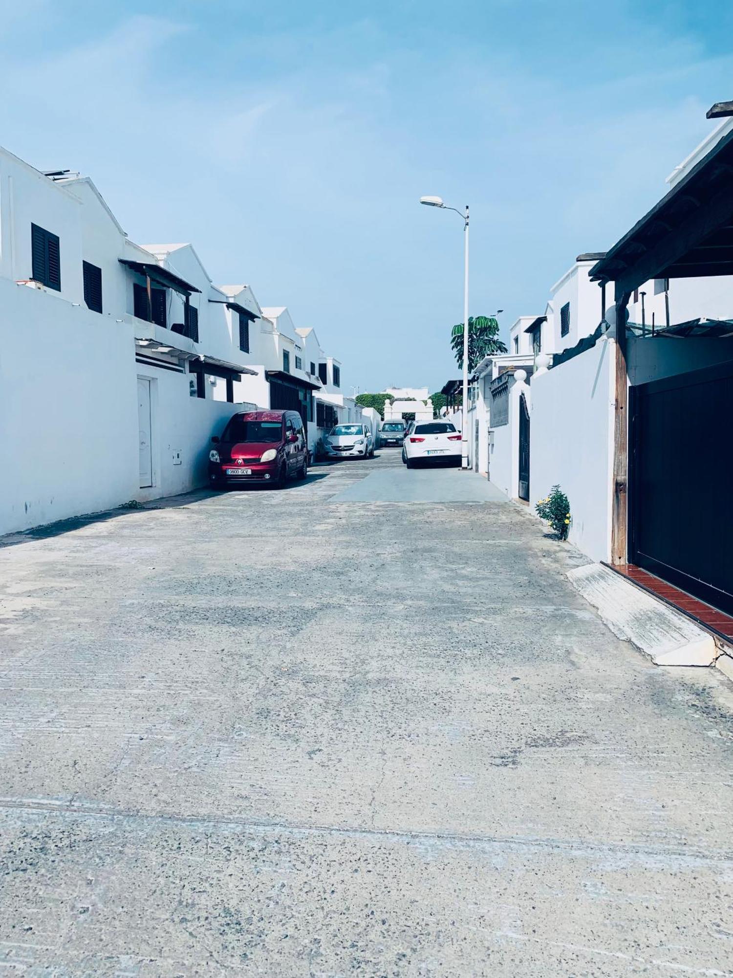 Сasa de vacaciones Privadas Cerca De La Playa Y Aeropuerto En Casa Compartida Con Otros Huespedes