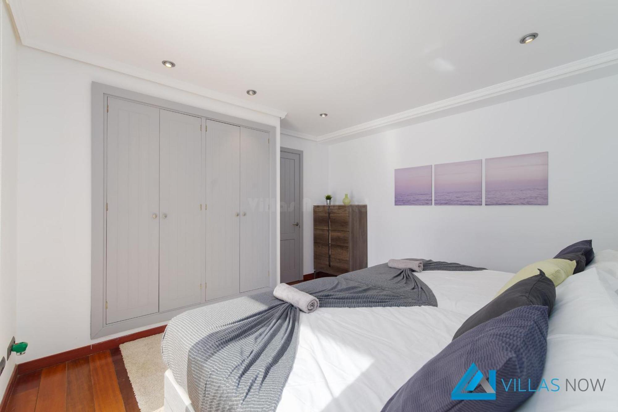 232 - Vista Del Mar By Now Ltd * Puerto Calero