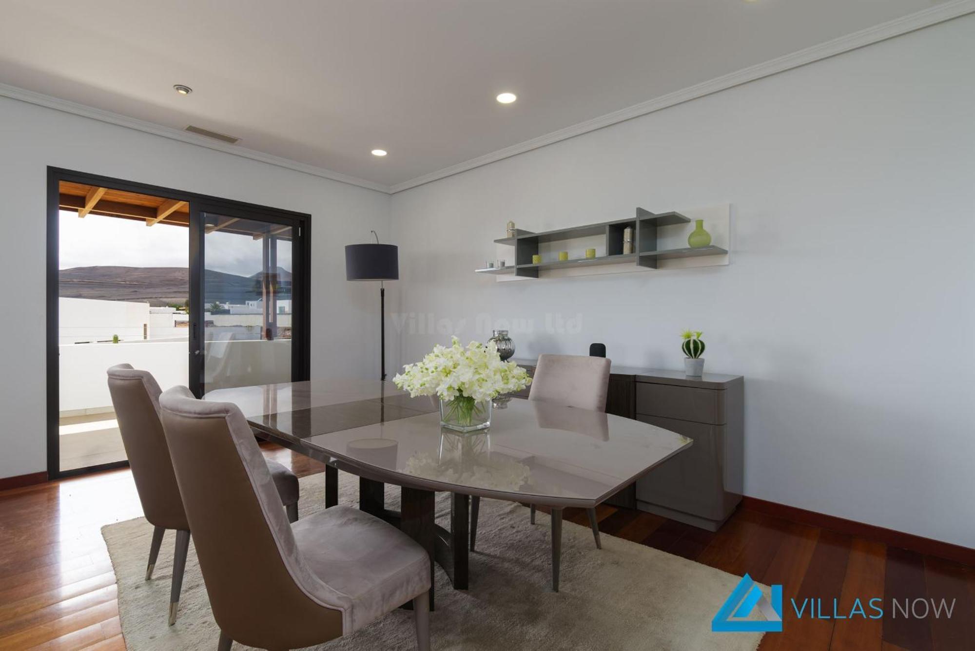 232 - Vista Del Mar By Now Ltd * Puerto Calero