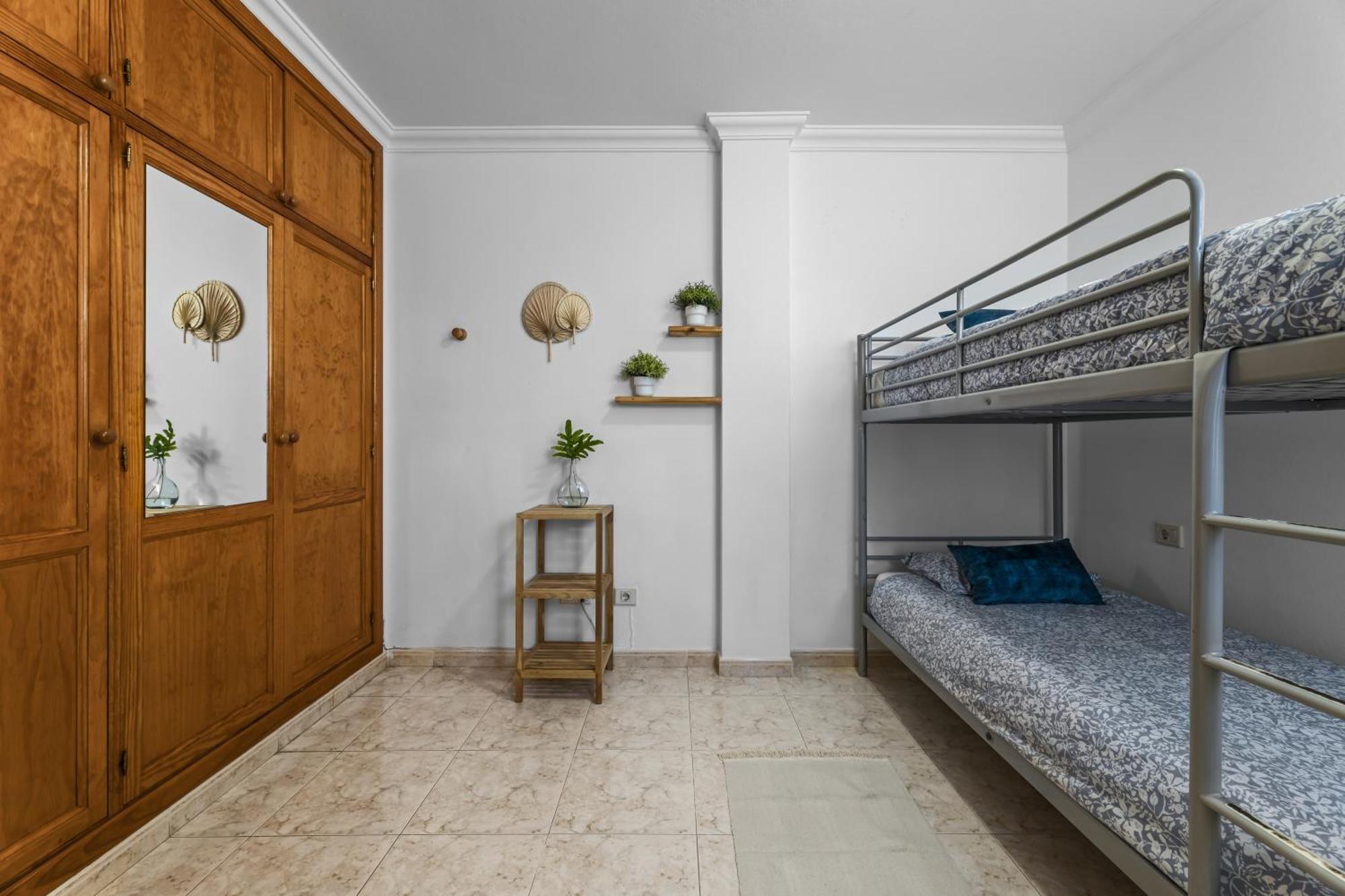 Power Apartment *