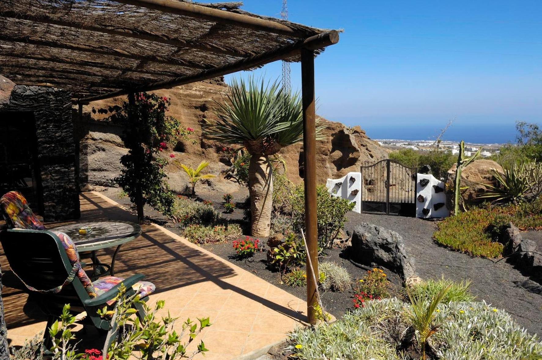 Apartment Castillo Lanzarote Bentley - Luxury -sleep In A Volcanic Cave *
