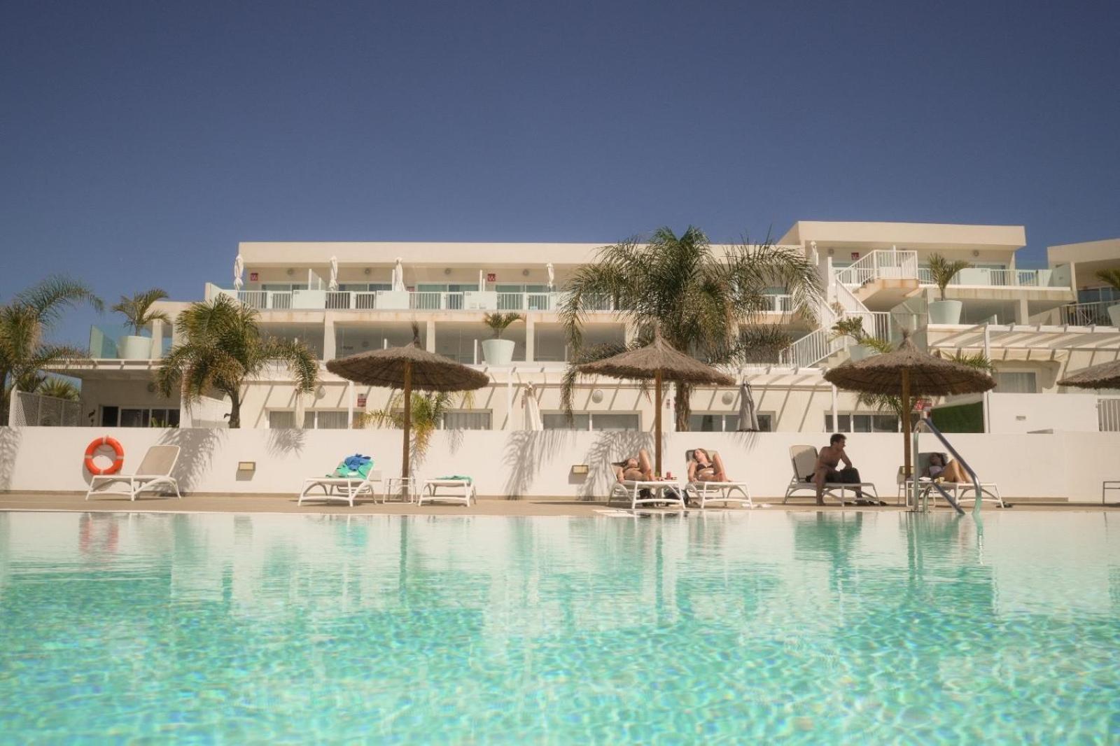 Precioso En Complejo Con Piscina Costa Teguise