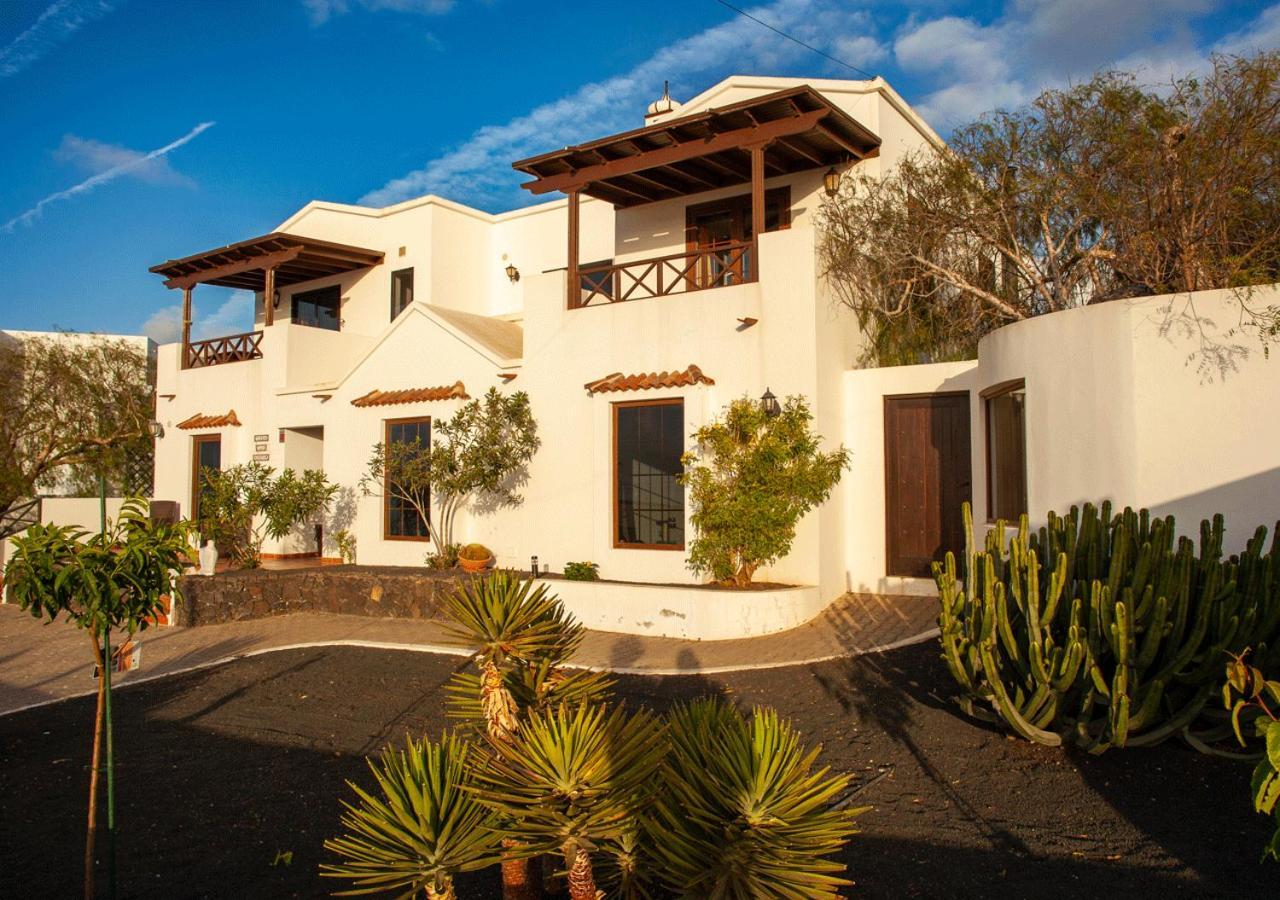 Casa-la-costa Guest house