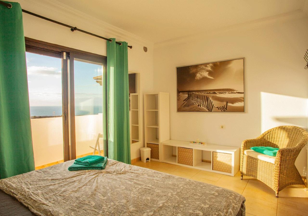 Casa-la-costa Guest house