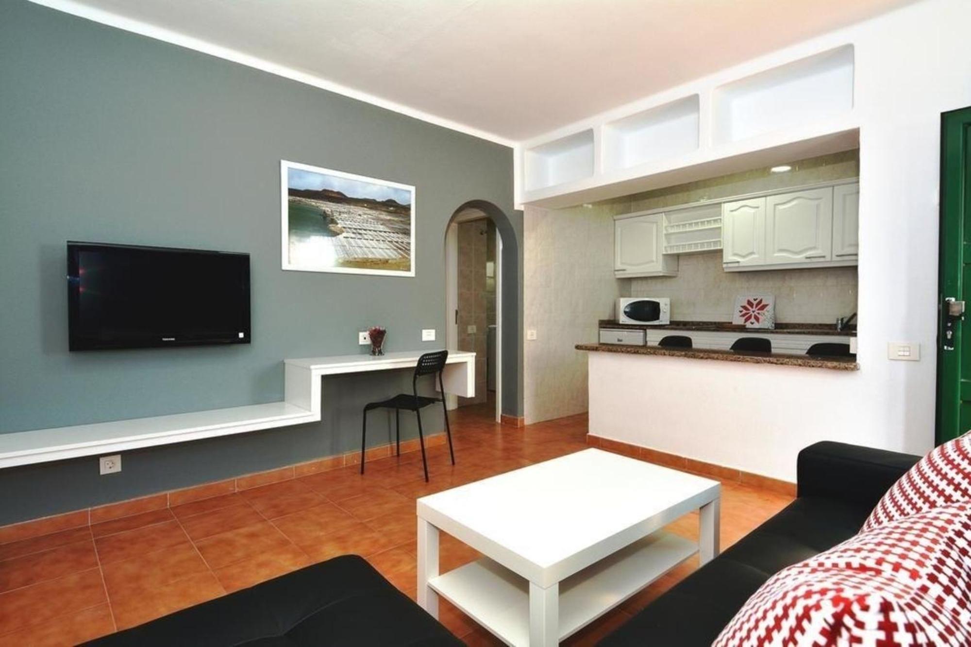 Puerto Del Carmen: Cozy For 3 On Lanzarote's South Coast * Puerto del Carmen (Lanzarote)