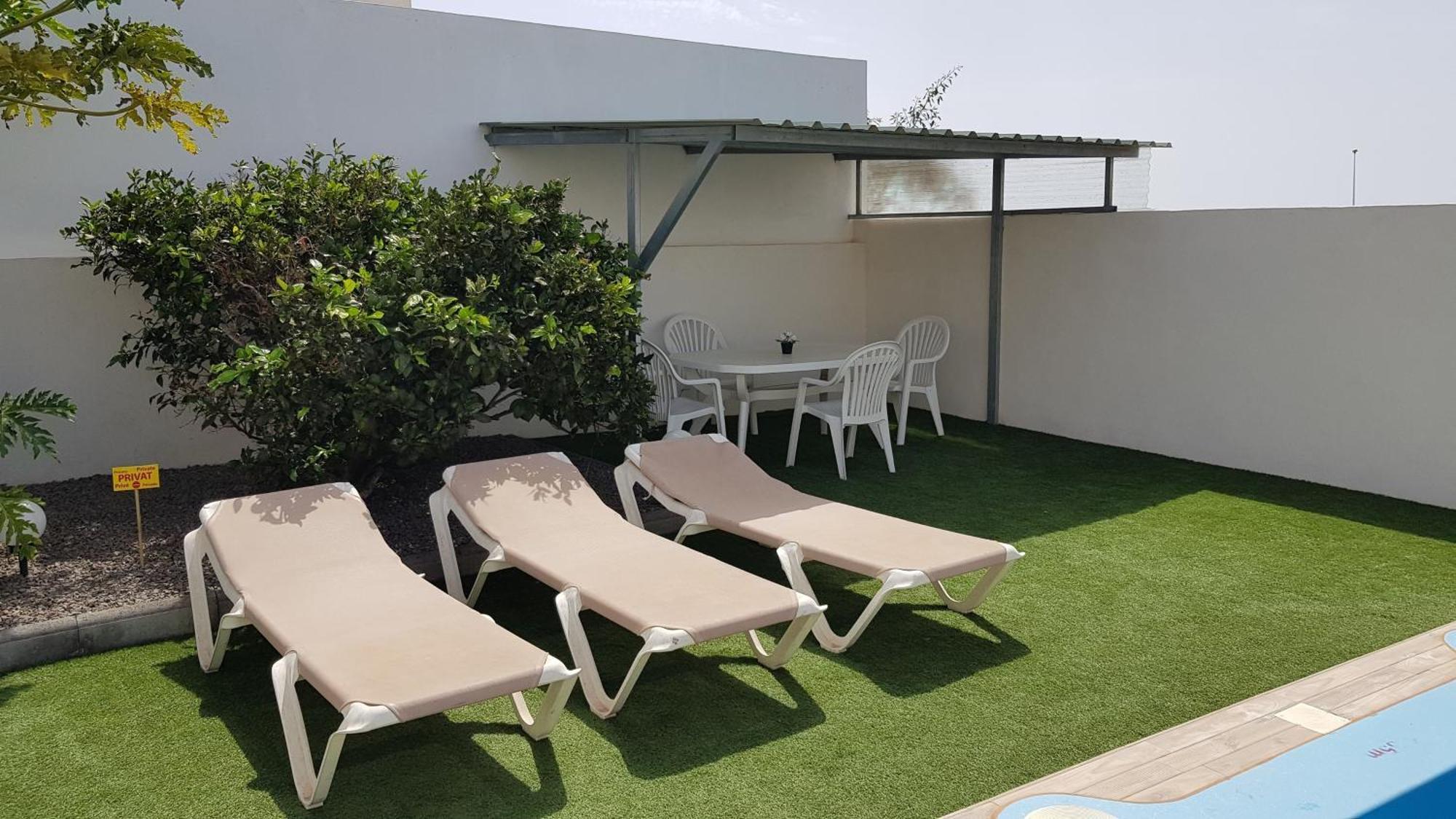 Kleine Mit Pool, Spielplatz & Boule Im Zentrum Apartamento *